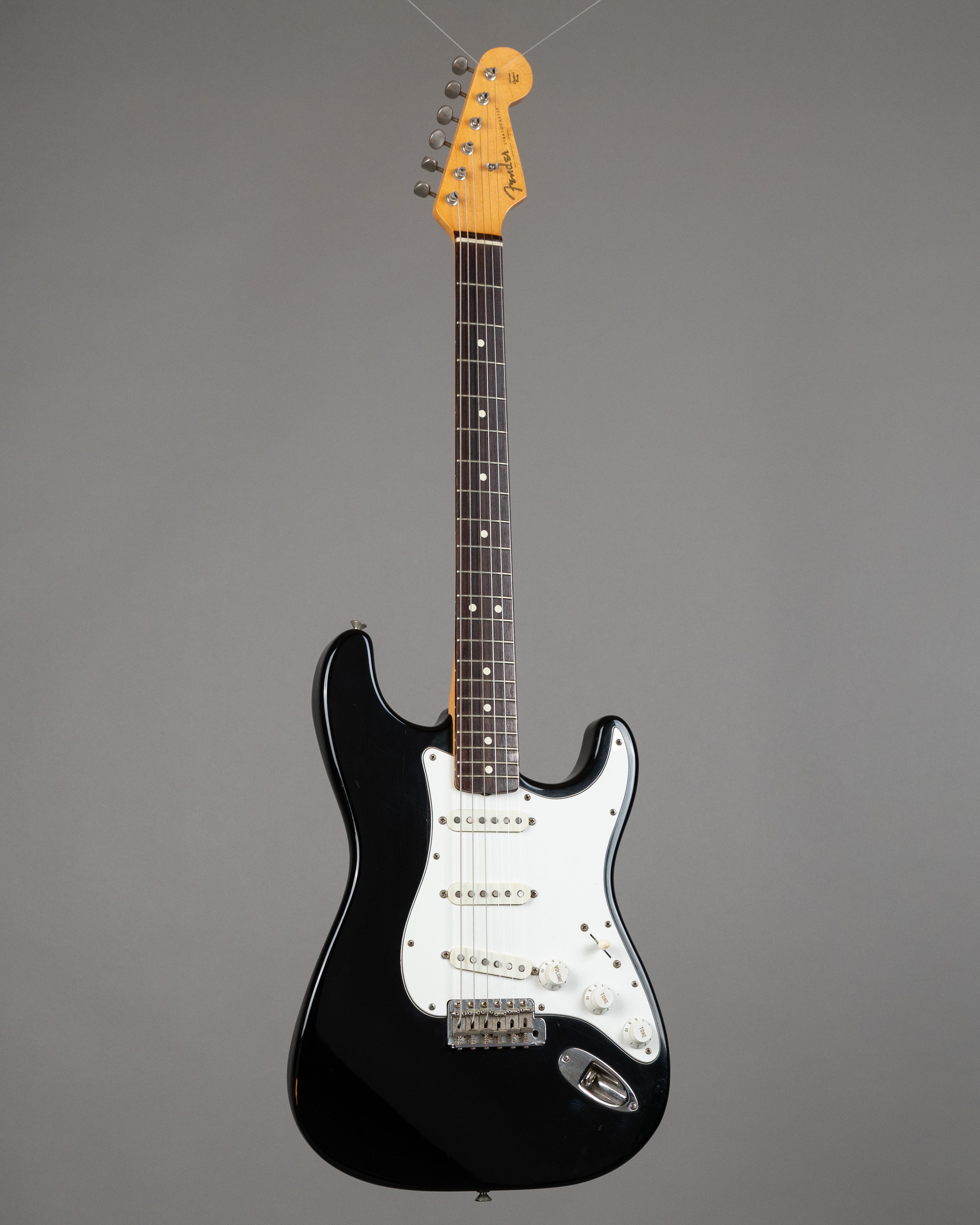 1990 Fender AVRI 62 Stratocaster (USA, Black, OHSC)