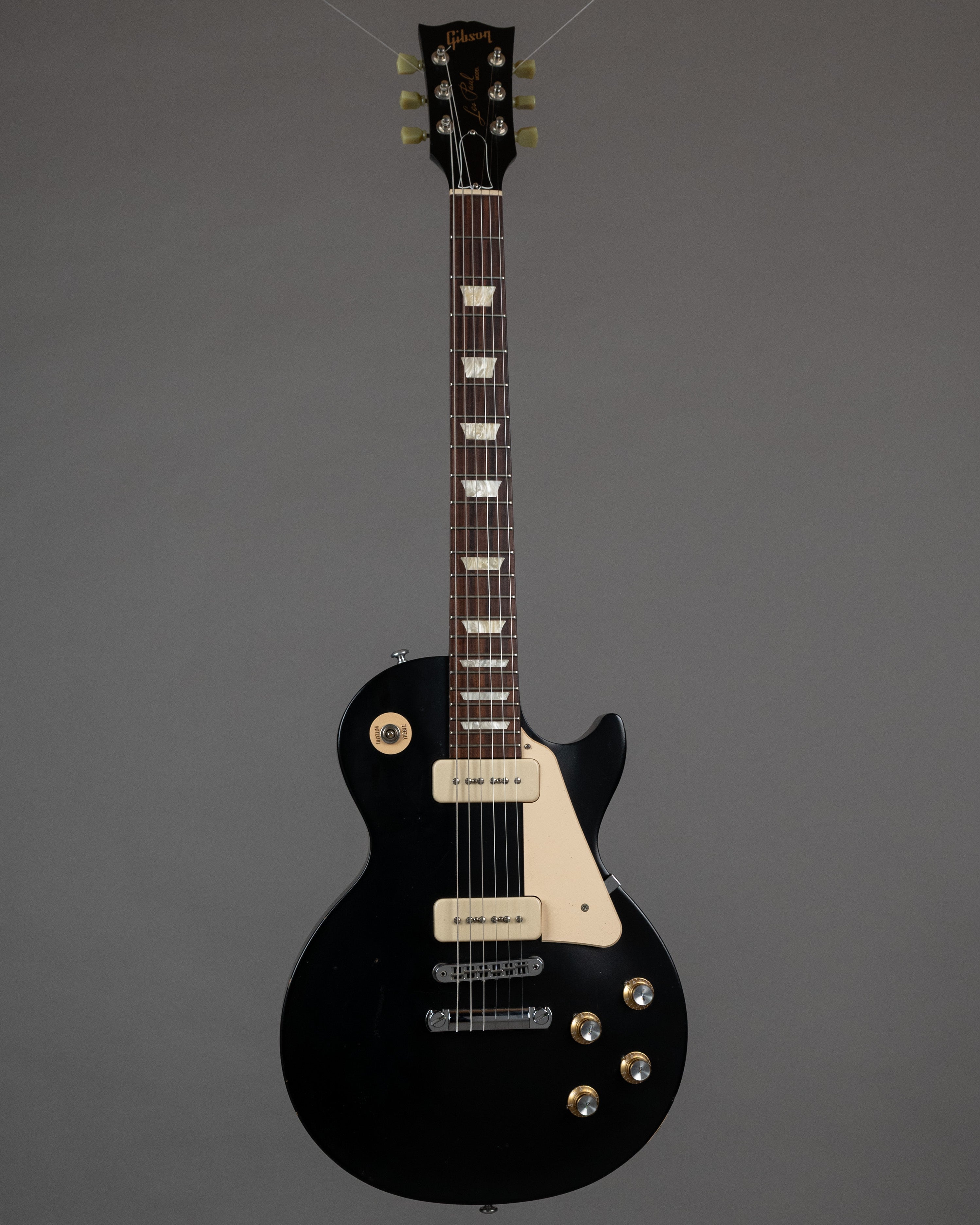 2016 Gibson Les Paul Studio (USA, Satin Black, Gibson Gig Bag)
