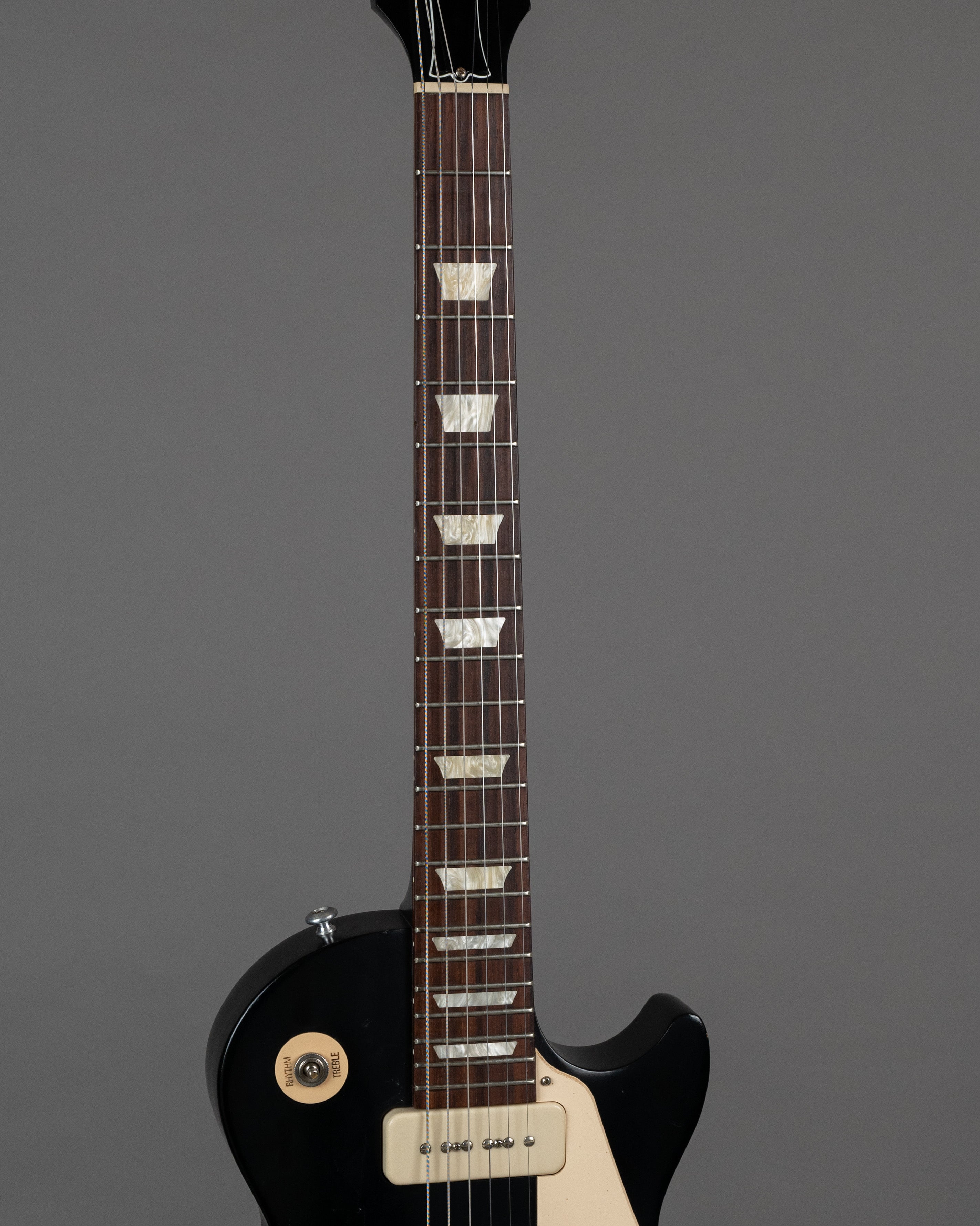 2016 Gibson Les Paul Studio (USA, Satin Black, Gibson Gig Bag)