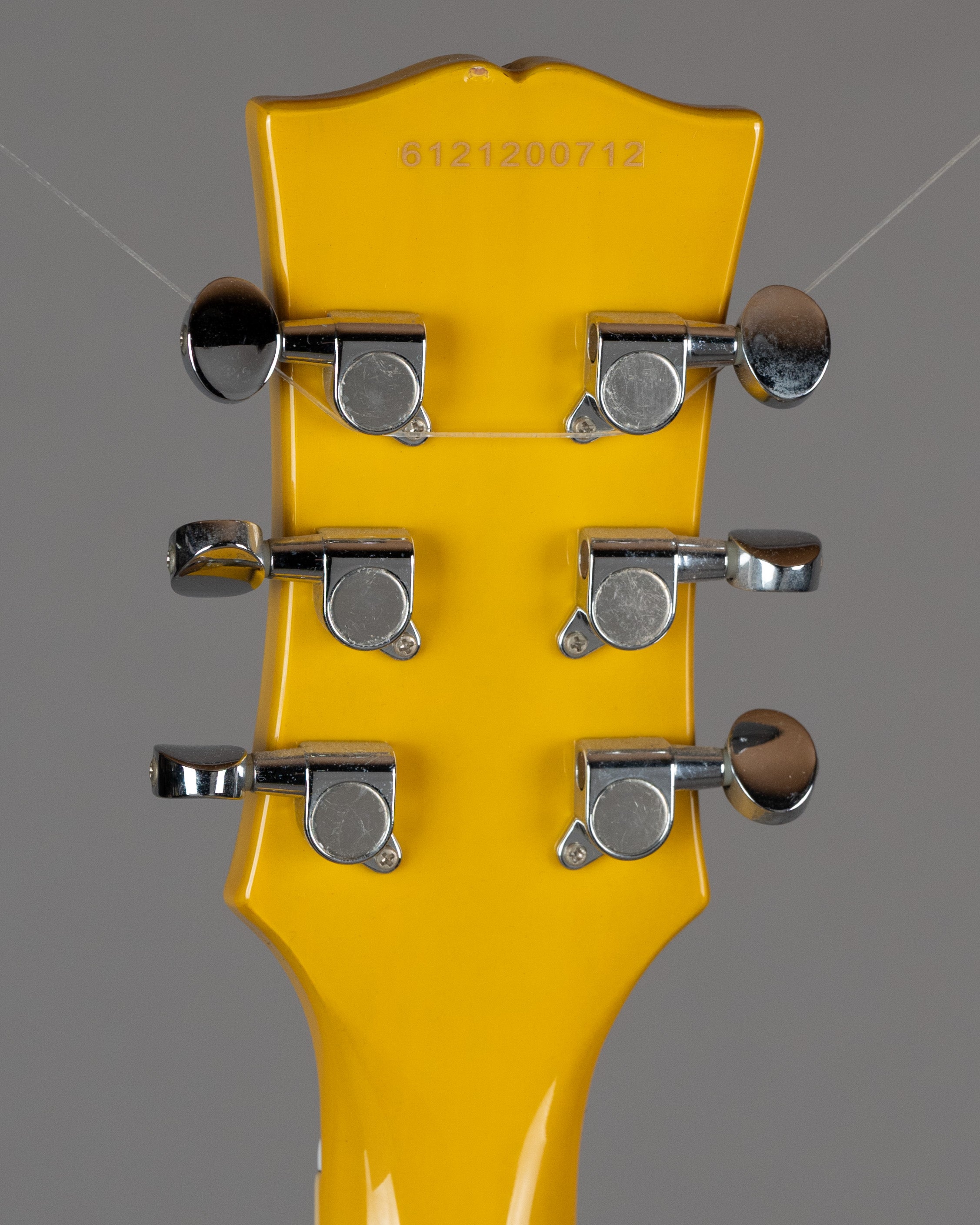 c2000s Blitz by Aria Pro II Leopard LP Special (China, TV Yellow)