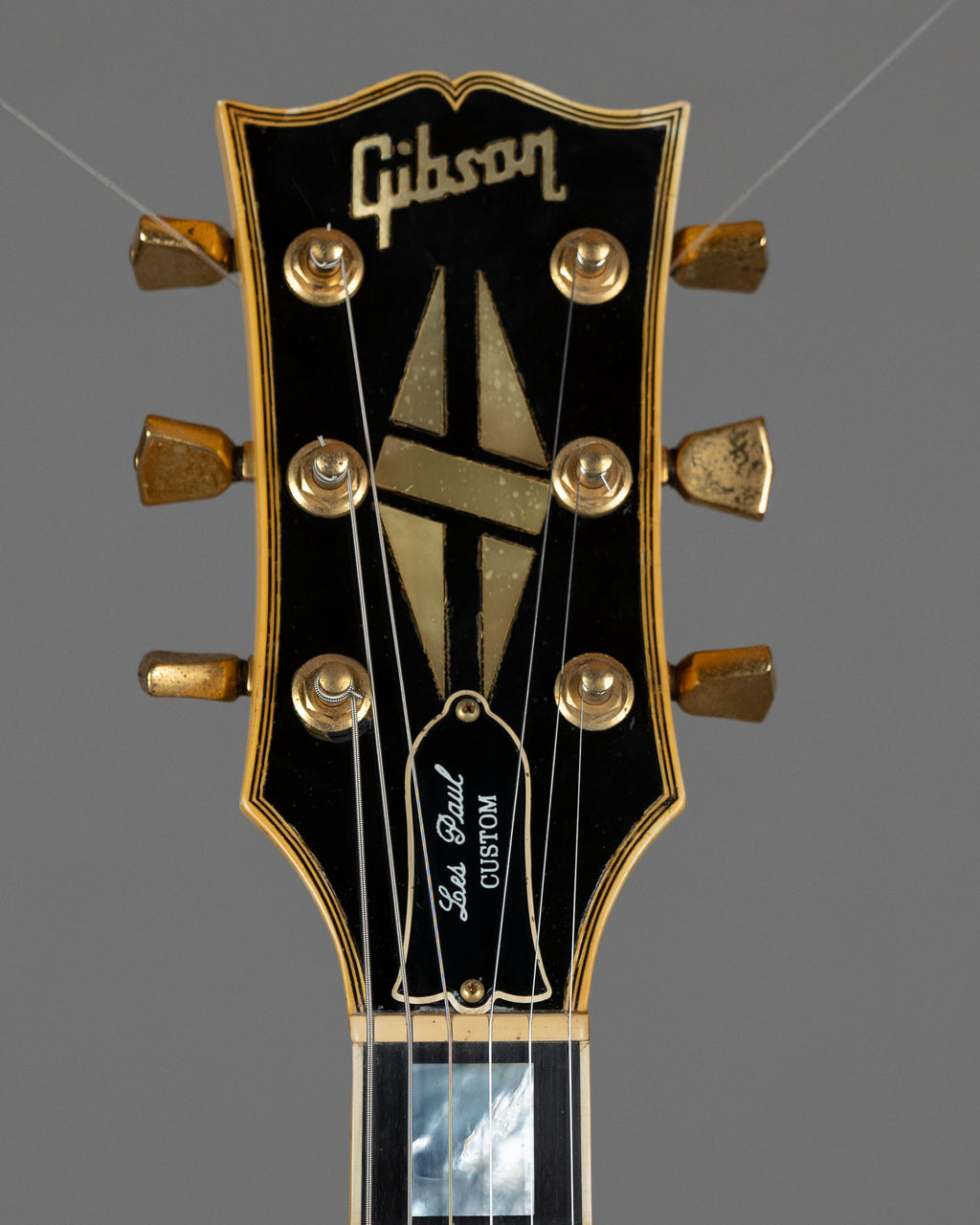 1990 Gibson Les Paul Custom 'Custom Shop Edition' (USA,  Antique Ivory, Gibson Chainsaw Case)