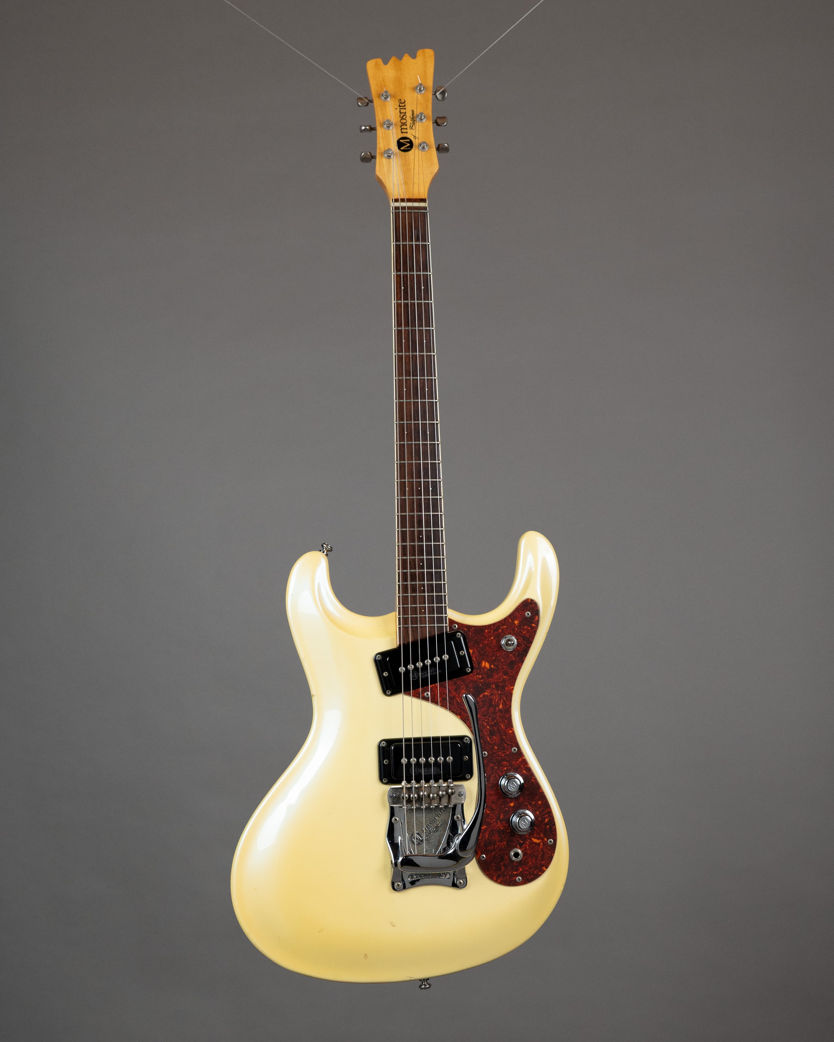 c1990s Mosrite Ventures Excellent (Japan, Pearl White)