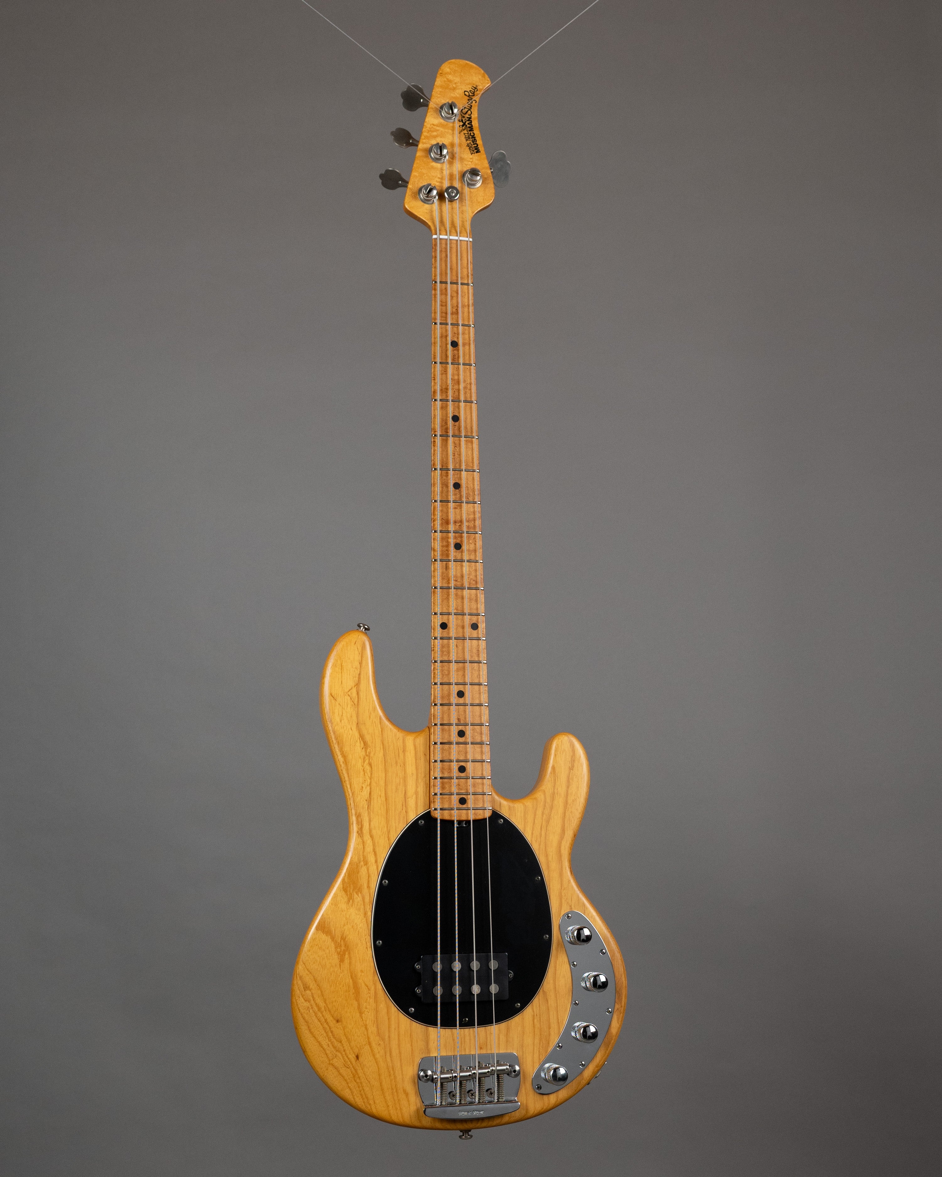 1997 Ernie Ball Music Man Stingray 3 Band (USA, Natural Velvet, OHSC)