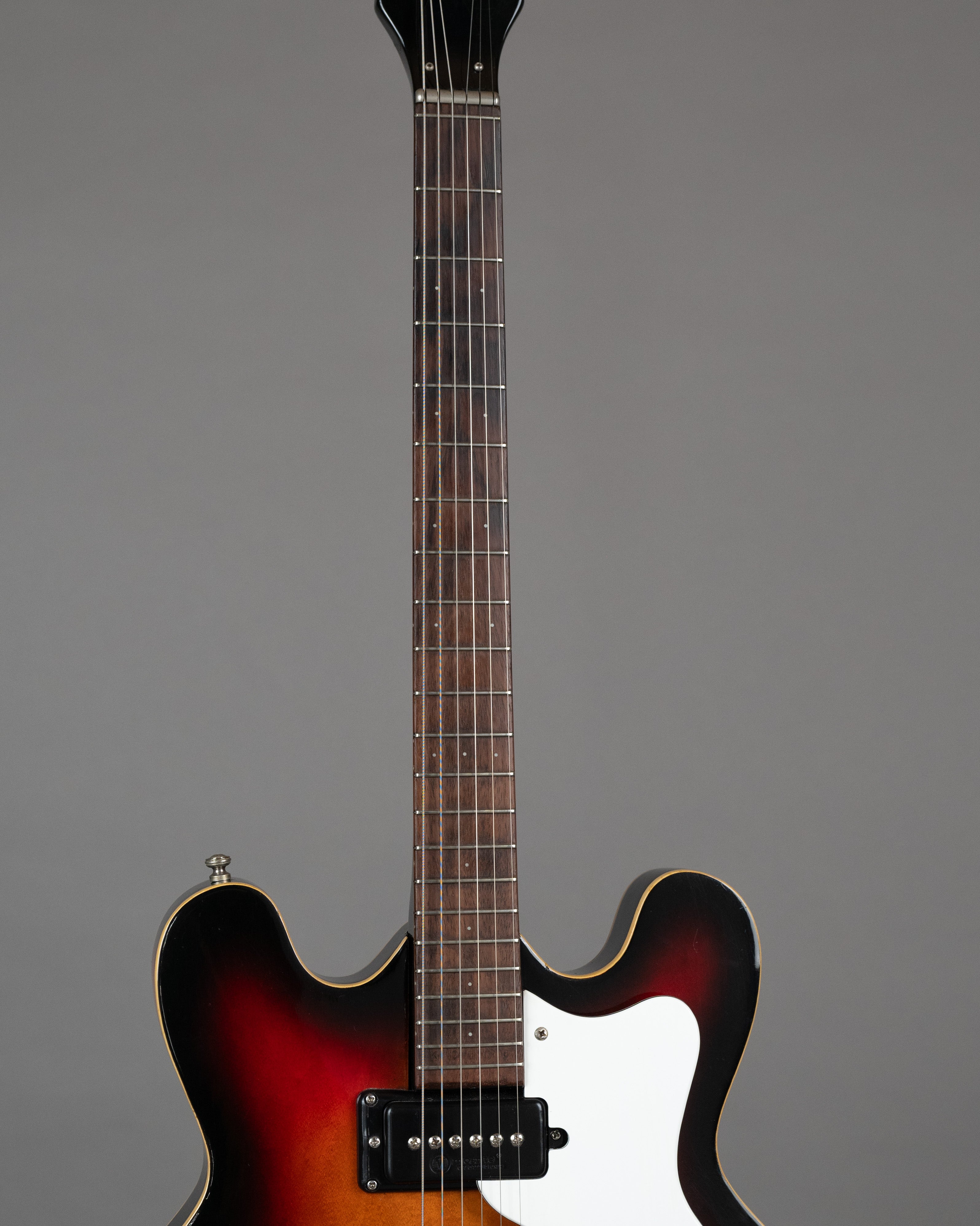1967 Mosrite Celebrity III (Japan, Sunburst, HSC)