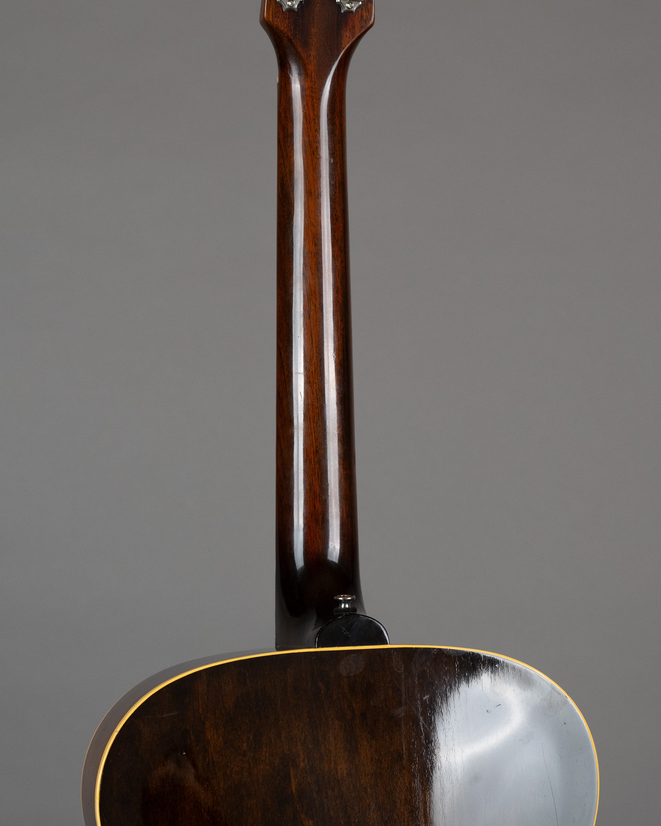 c1950 Gibson L-48 (USA, Sunburst, Pasteboard Case)