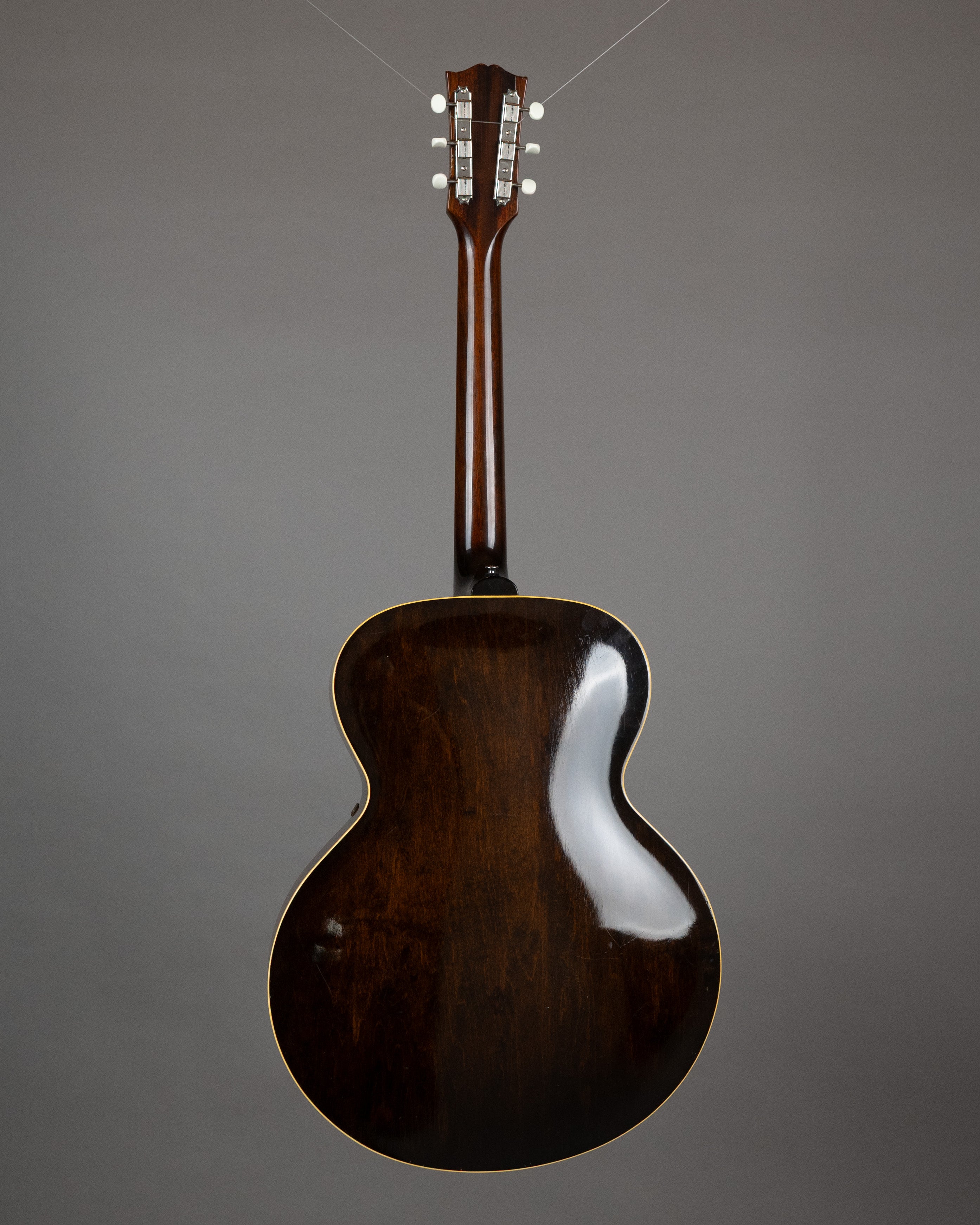 c1950 Gibson L-48 (USA, Sunburst, Pasteboard Case)