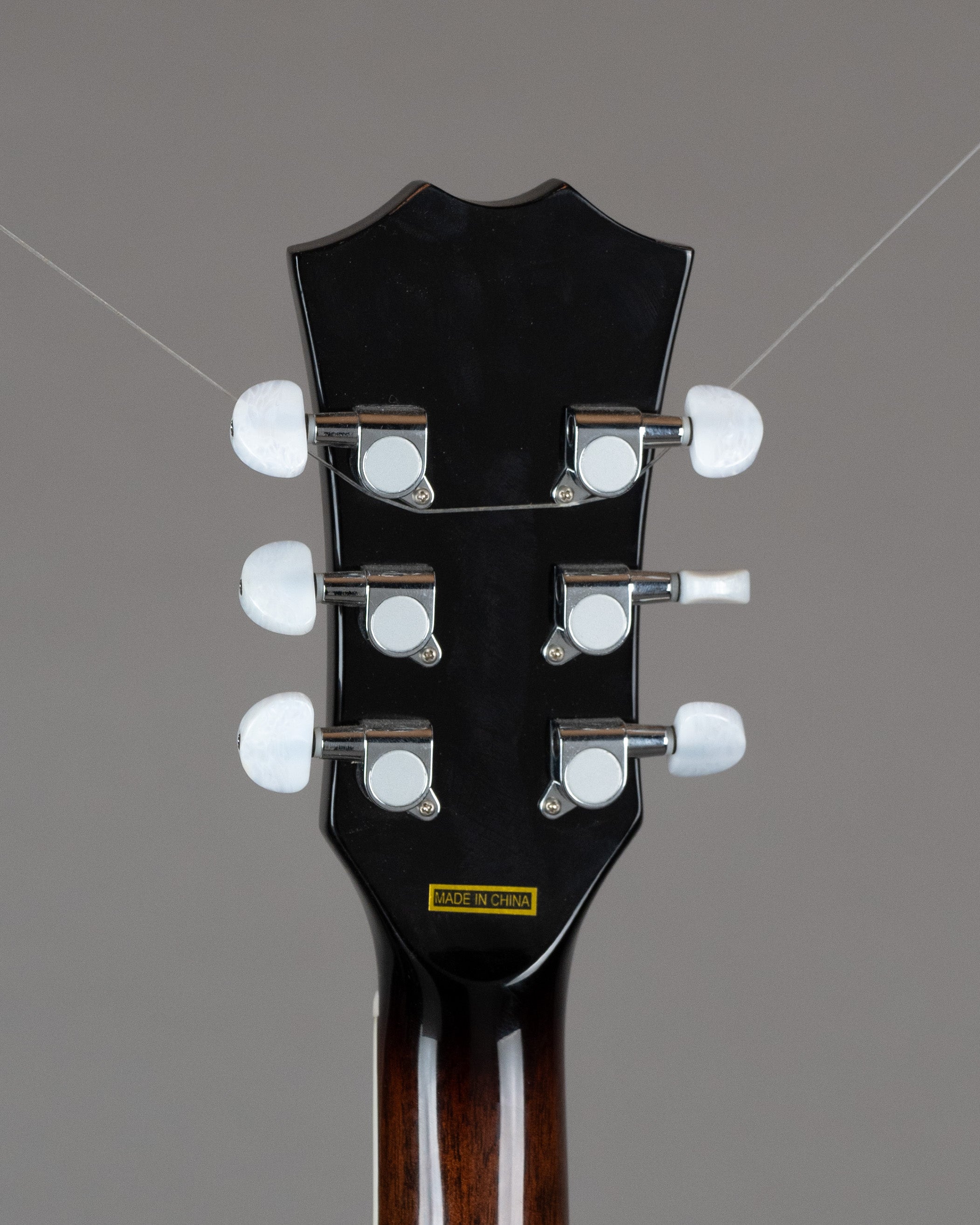 2020s Oakridge Banjo Guitar (China, Pig Skin Satin)