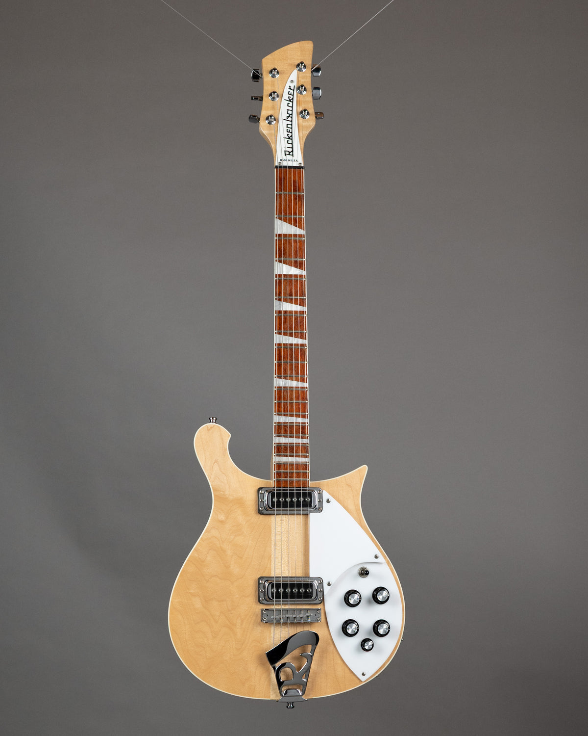2010 Rickenbacker 620 (USA, Mapleglo, OHSC)