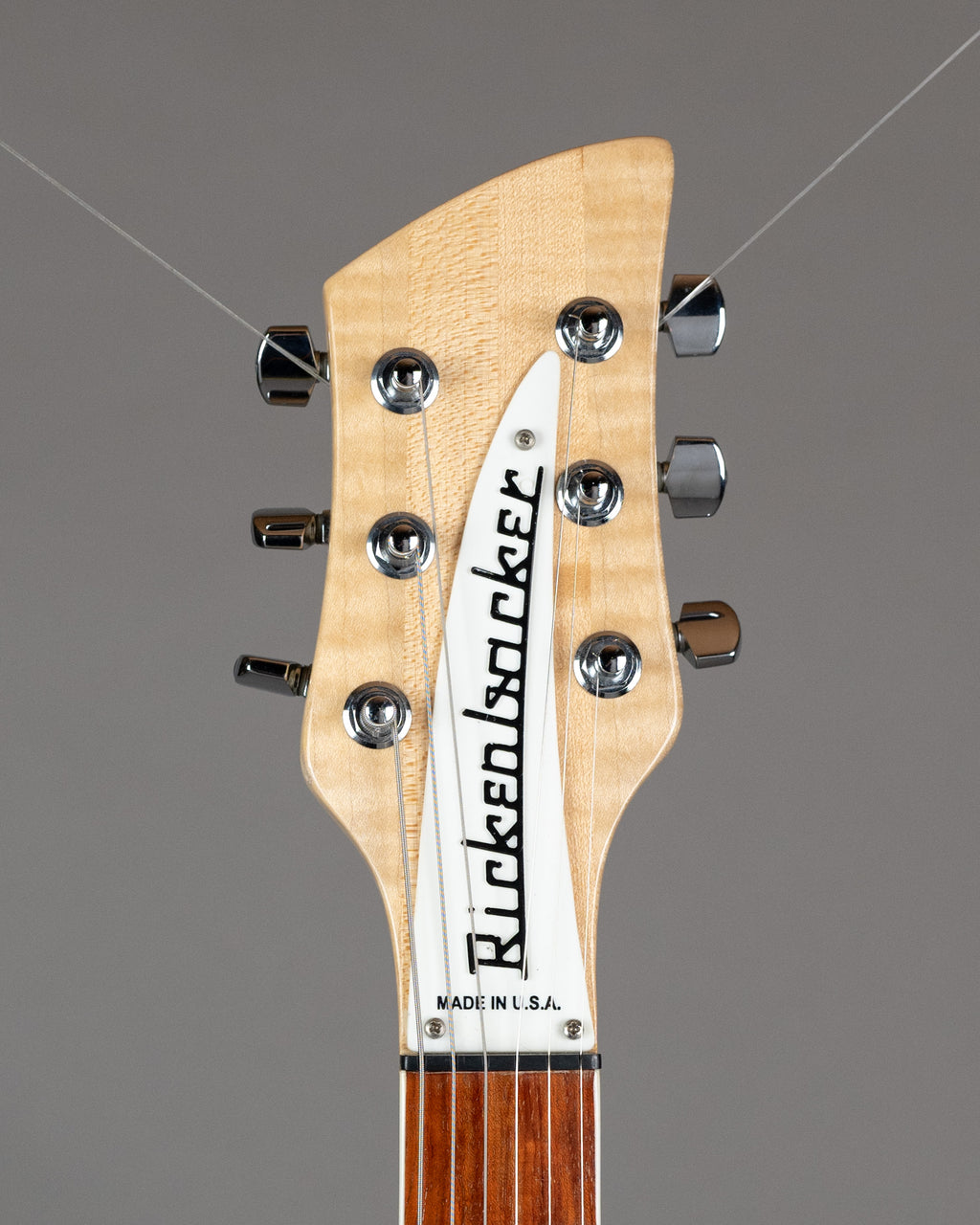 2010 Rickenbacker 620 (USA, Mapleglo, OHSC)