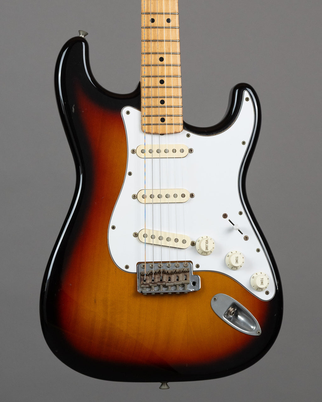 2002 Fender ST-43 Stratocaster (Japan, Sunburst)*