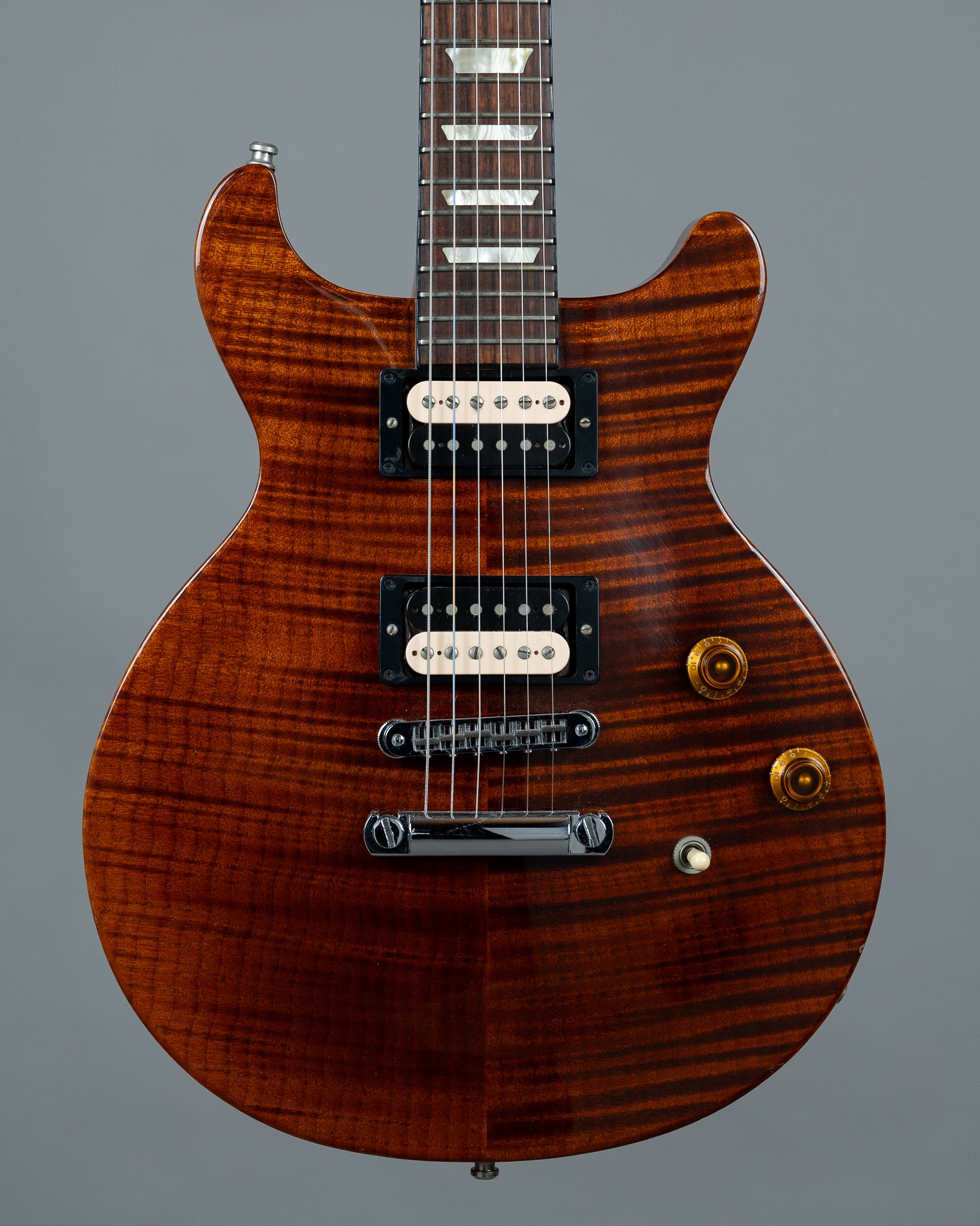 ギター Gibson USA Les Paul Standard 2005 2005 Gibson Les Paul Standard DC Double Cut (USA, Amber, OHSC)