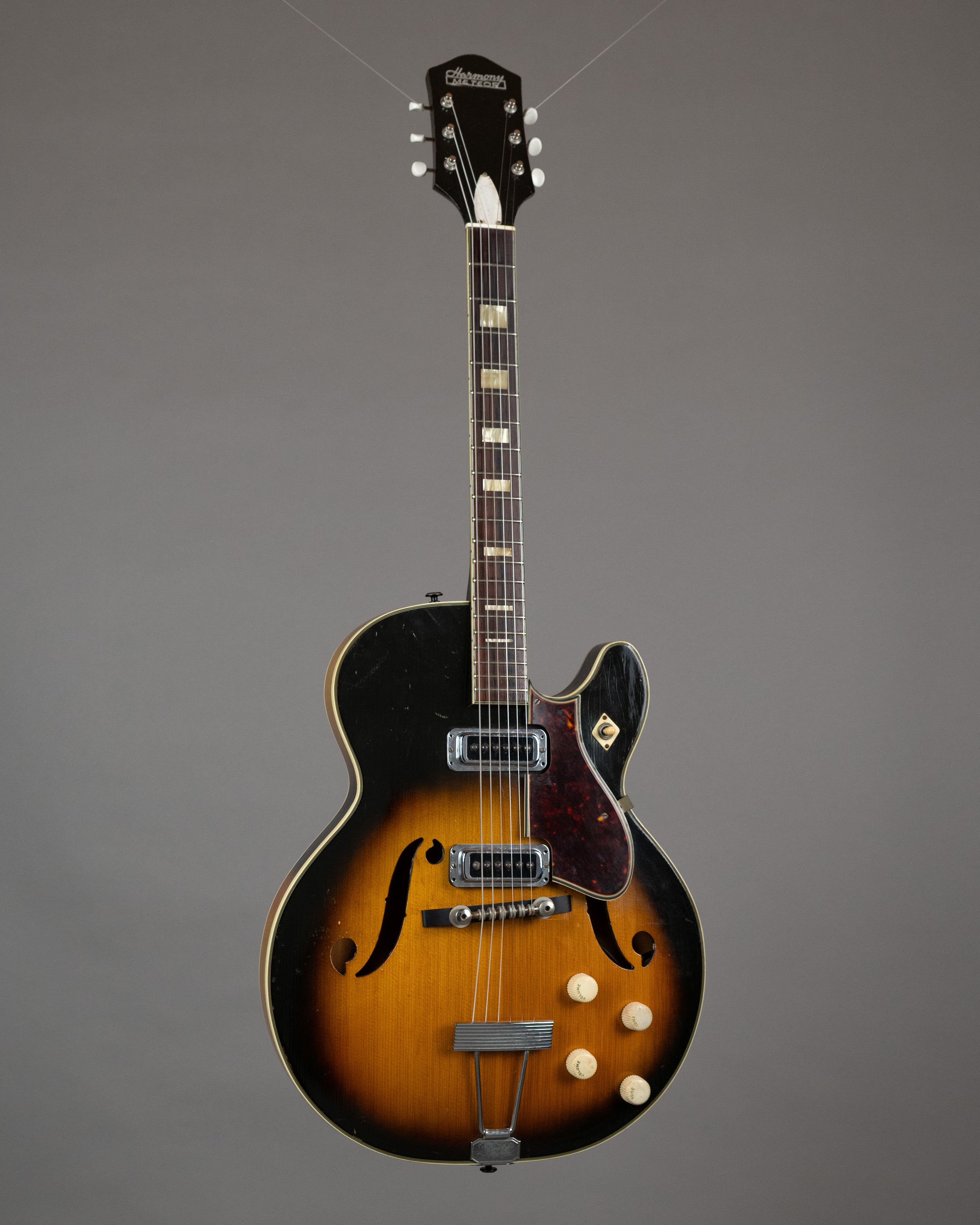 c1960 Harmony H70 Meteor (USA, Sunburst)