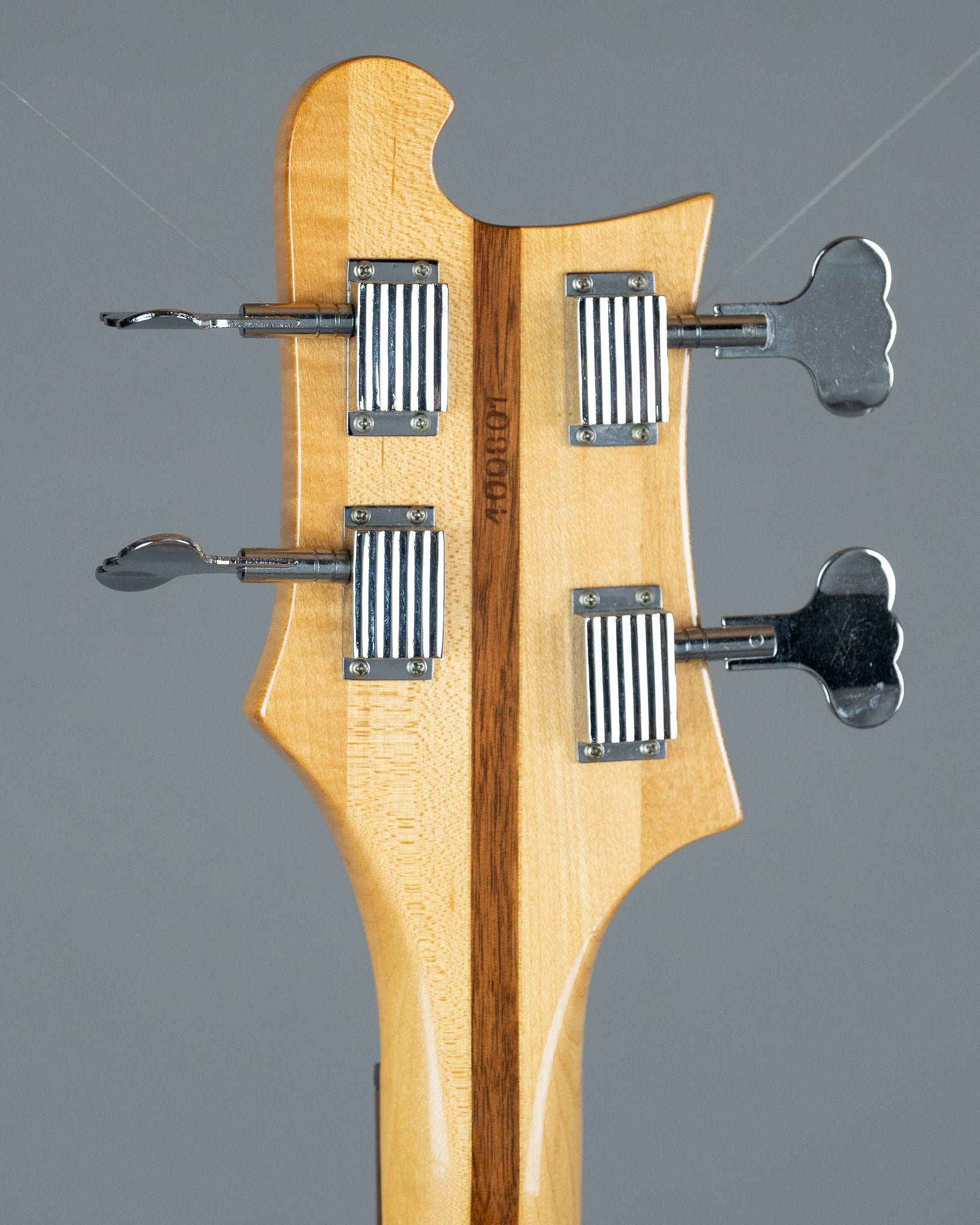 1980 Aria Pro II 4001S Left Handed (Japan, Mapleglow)