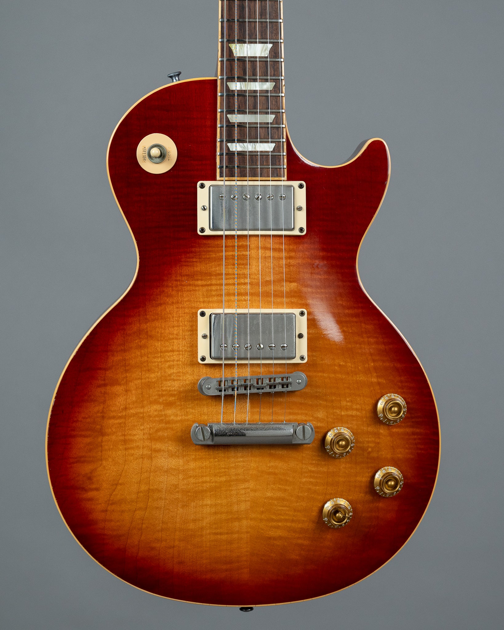 2005 Gibson Les Paul Standard Plus Top 60s Neck (USA, Heritage Cherry Sunburst, Gibson TKL Case)