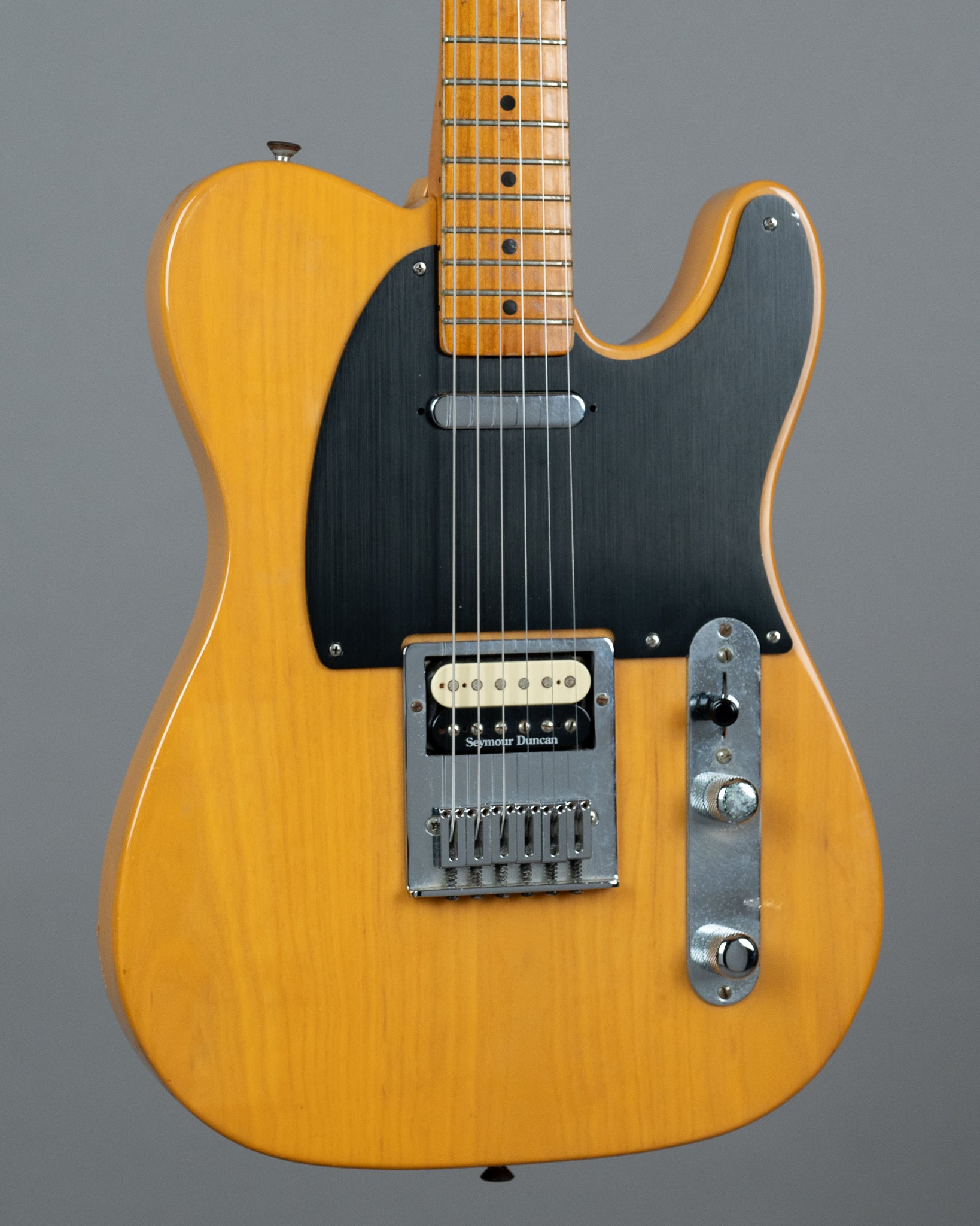 1997 Fender AVRI '52 Telecaster MOD (USA, Butterscotch Blonde)