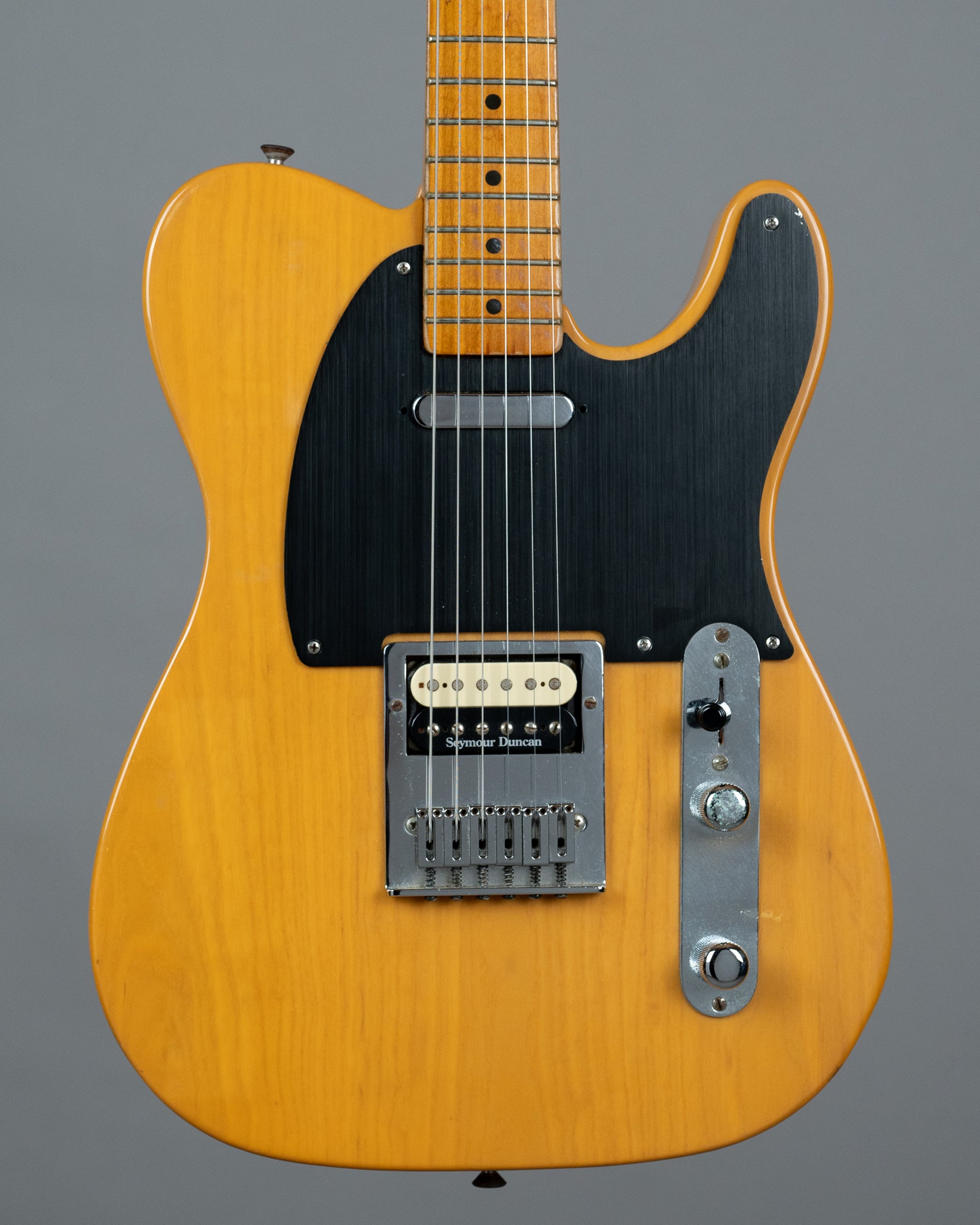 1997 Fender AVRI '52 Telecaster MOD (USA, Butterscotch Blonde)