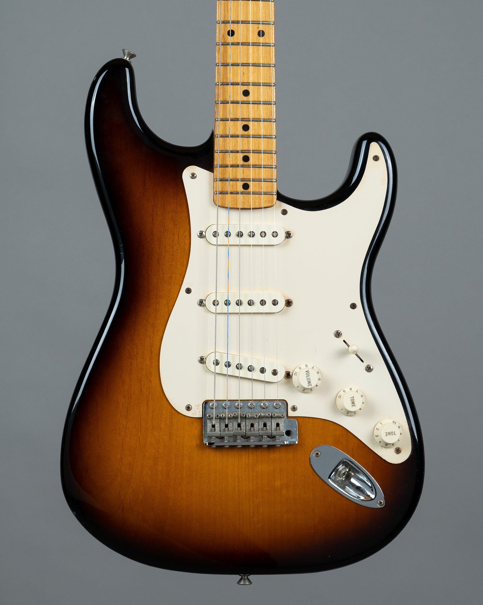 2002 Fender American Vintage '57 Reissue Stratocaster (USA, Sunburst, HSC)