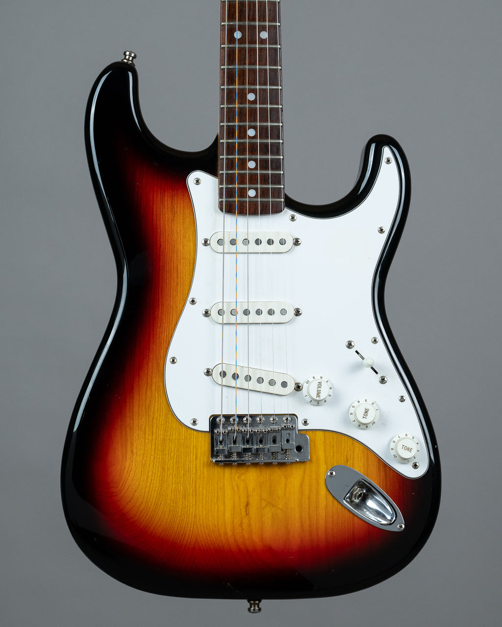2004 Fender ST-72 (Japan, Sunburst)*