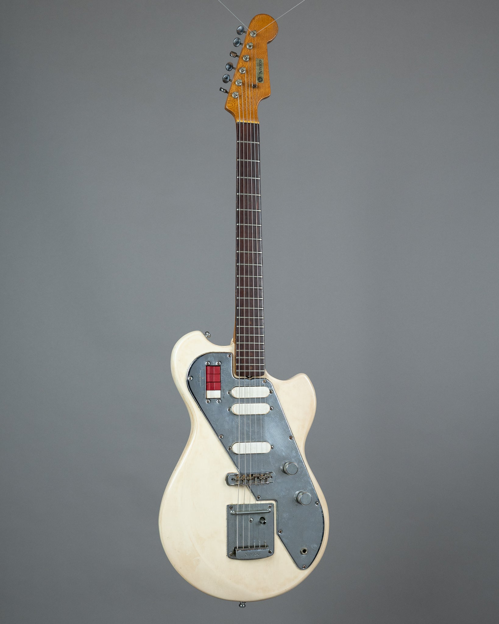 c1960s Victor / Nivico SG-18 (Japan, White, OHSC)