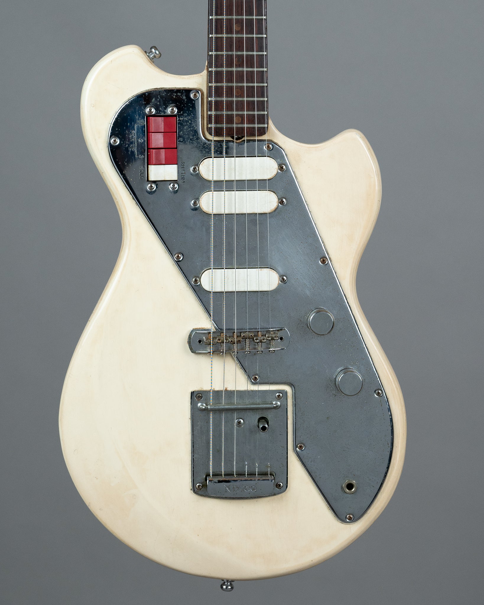 c1960s Victor / Nivico SG-18 (Japan, White, OHSC)
