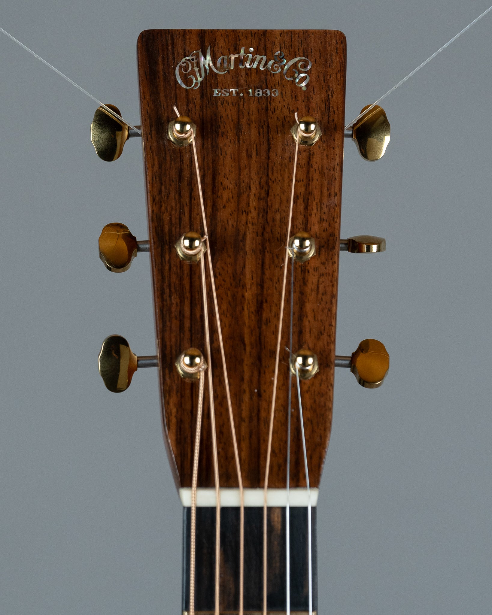 2022 Martin D-28 Modern Deluxe (USA, Natural Gloss, OHSC)