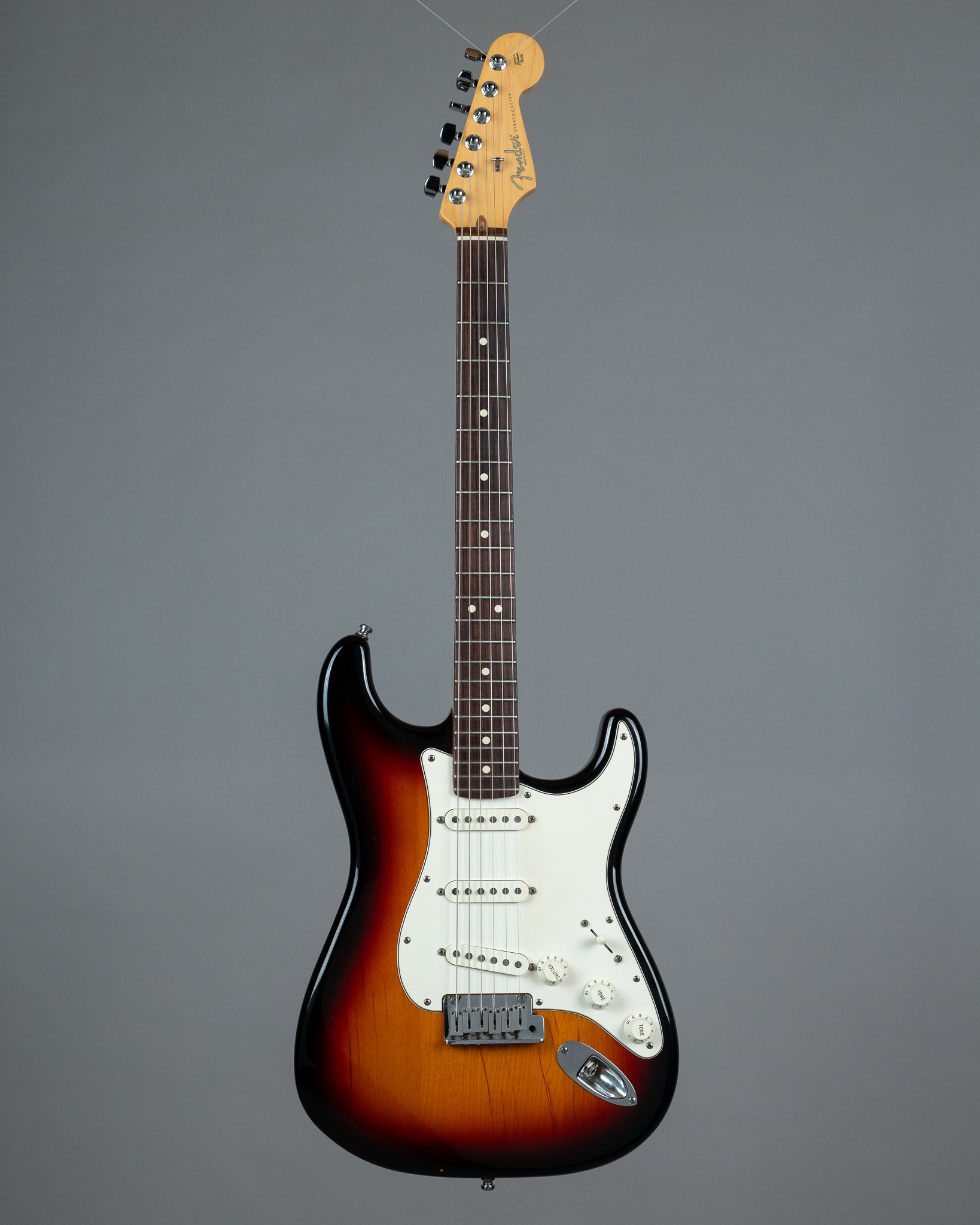 2000 Fender American Standard Stratocaster (USA, Sunburst, OHSC)