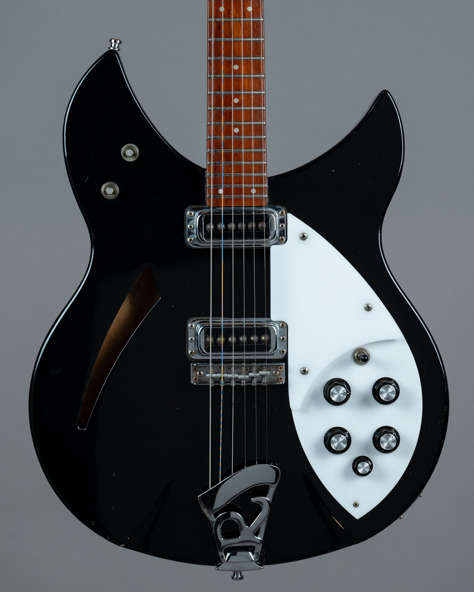 1997 Rickenbacker 330 MOD (USA, Jetglo, OHSC)