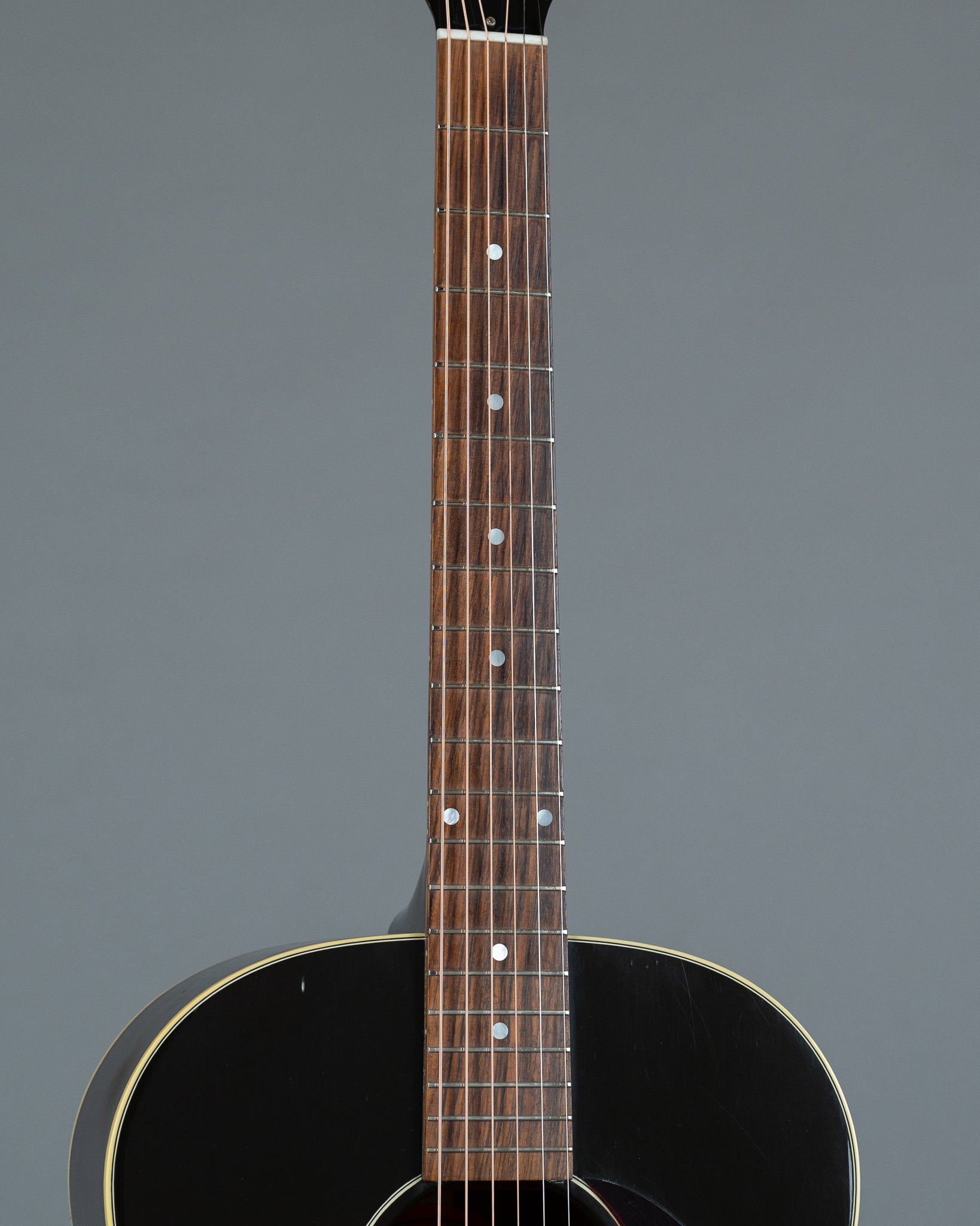 2011 Gibson J-45TV True Vintage (USA, VOS Sunburst, OHSC)
