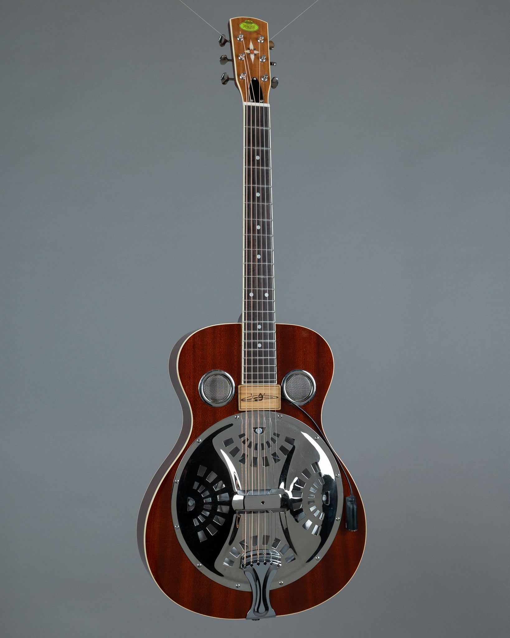 Regal RD-40 Roundneck Resophonic Guitar (China, Brown)