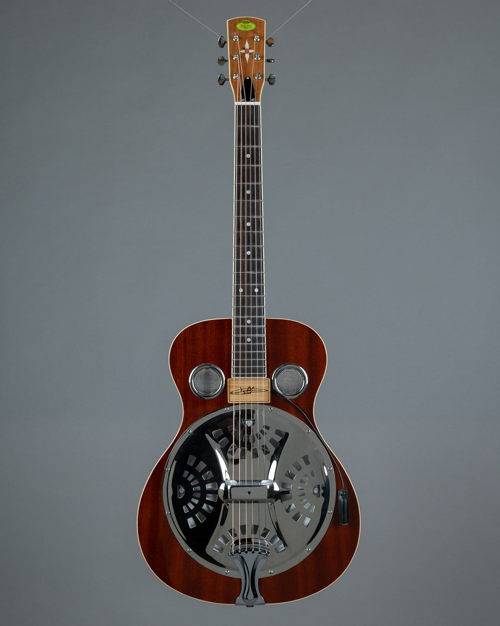 Regal RD-40 Roundneck Resophonic Guitar (China, Brown)