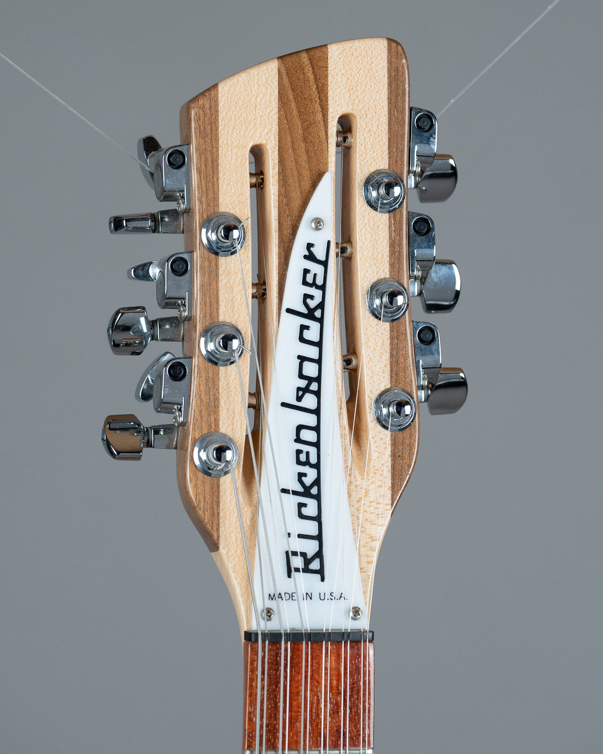 2010 Rickenbacker 330/12 (USA, Mapleglo, OHSC)