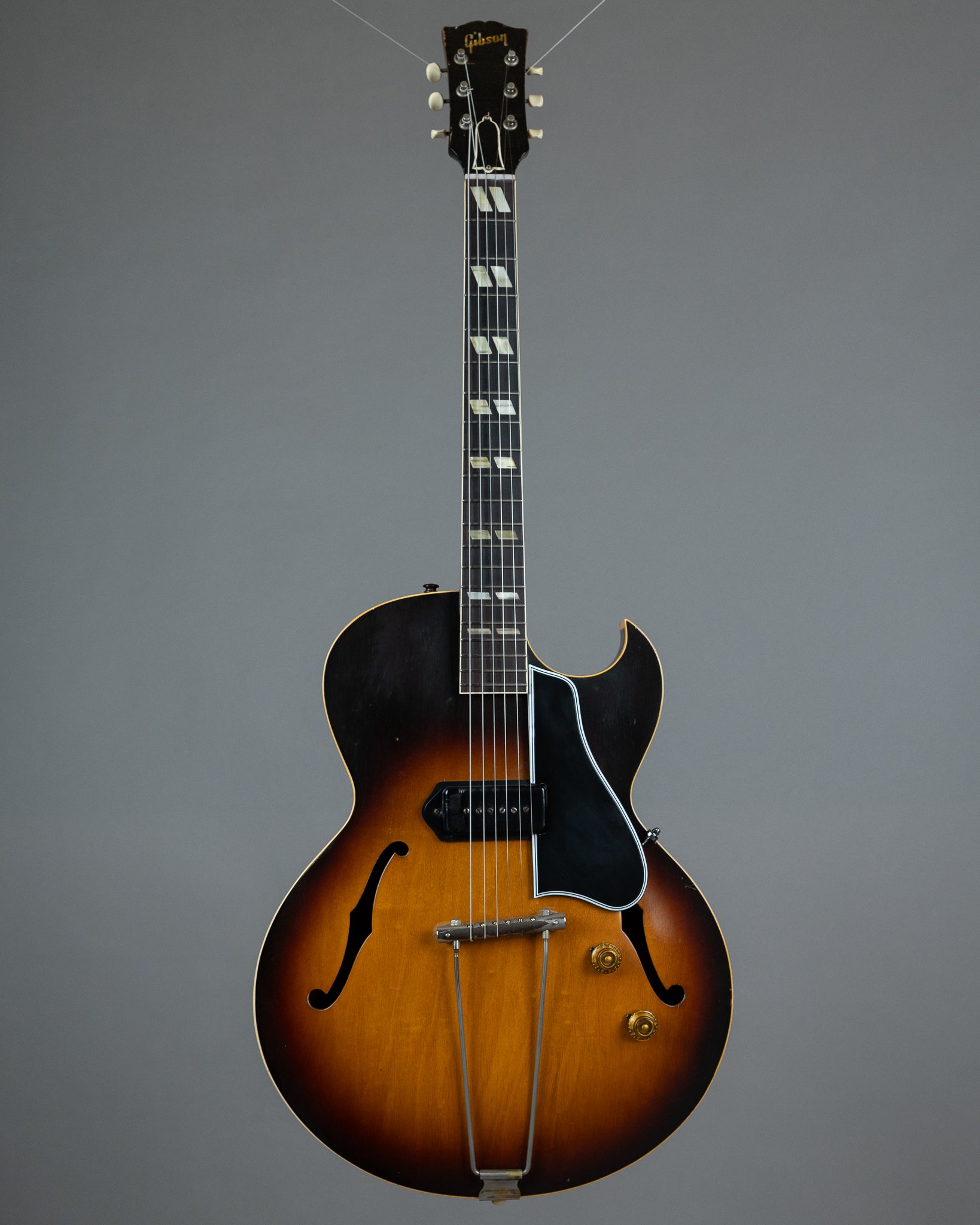 c1957 Gibson ES-225 (USA, Sunburst, HSC)