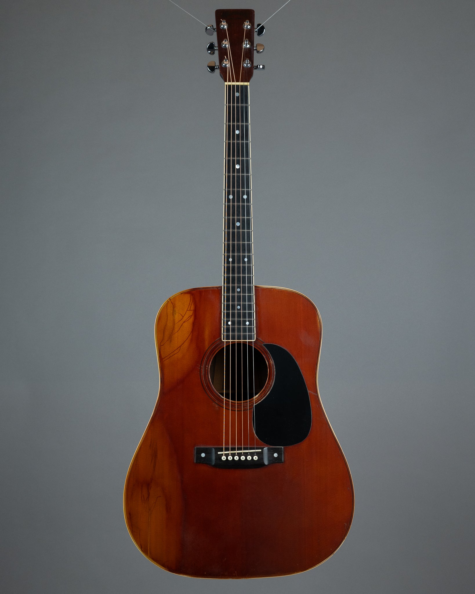 1973 Martin D-35 (USA, Marlboro Red, HSC)