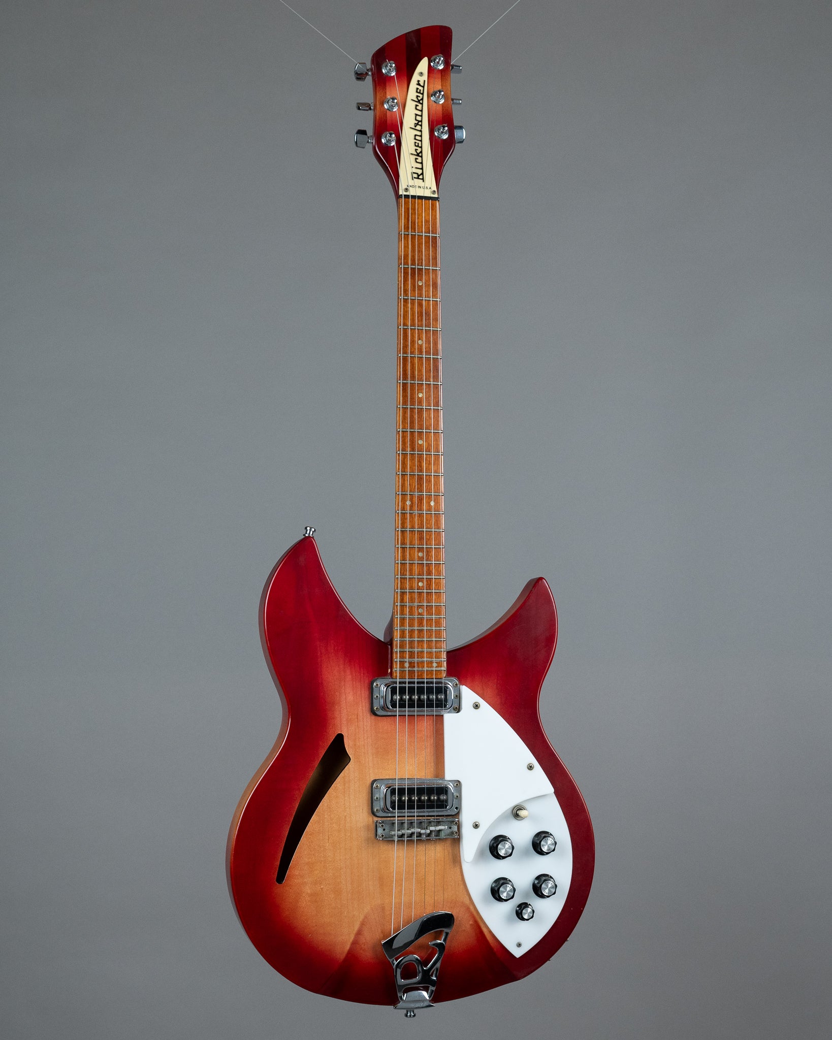 2000 Rickenbacker 330FG (USA, Fireglo, OHSC)