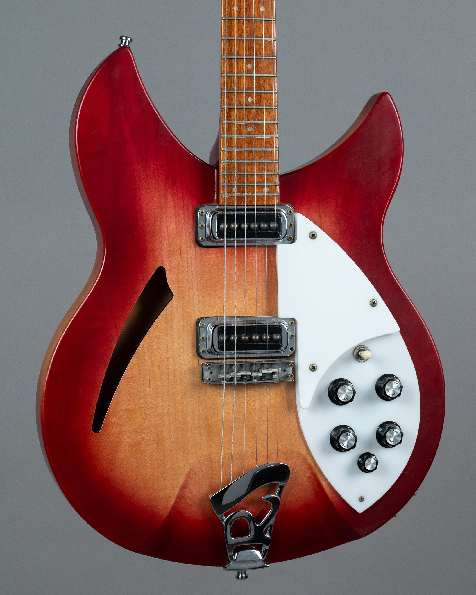 2000 Rickenbacker 330FG (USA, Fireglo, OHSC)