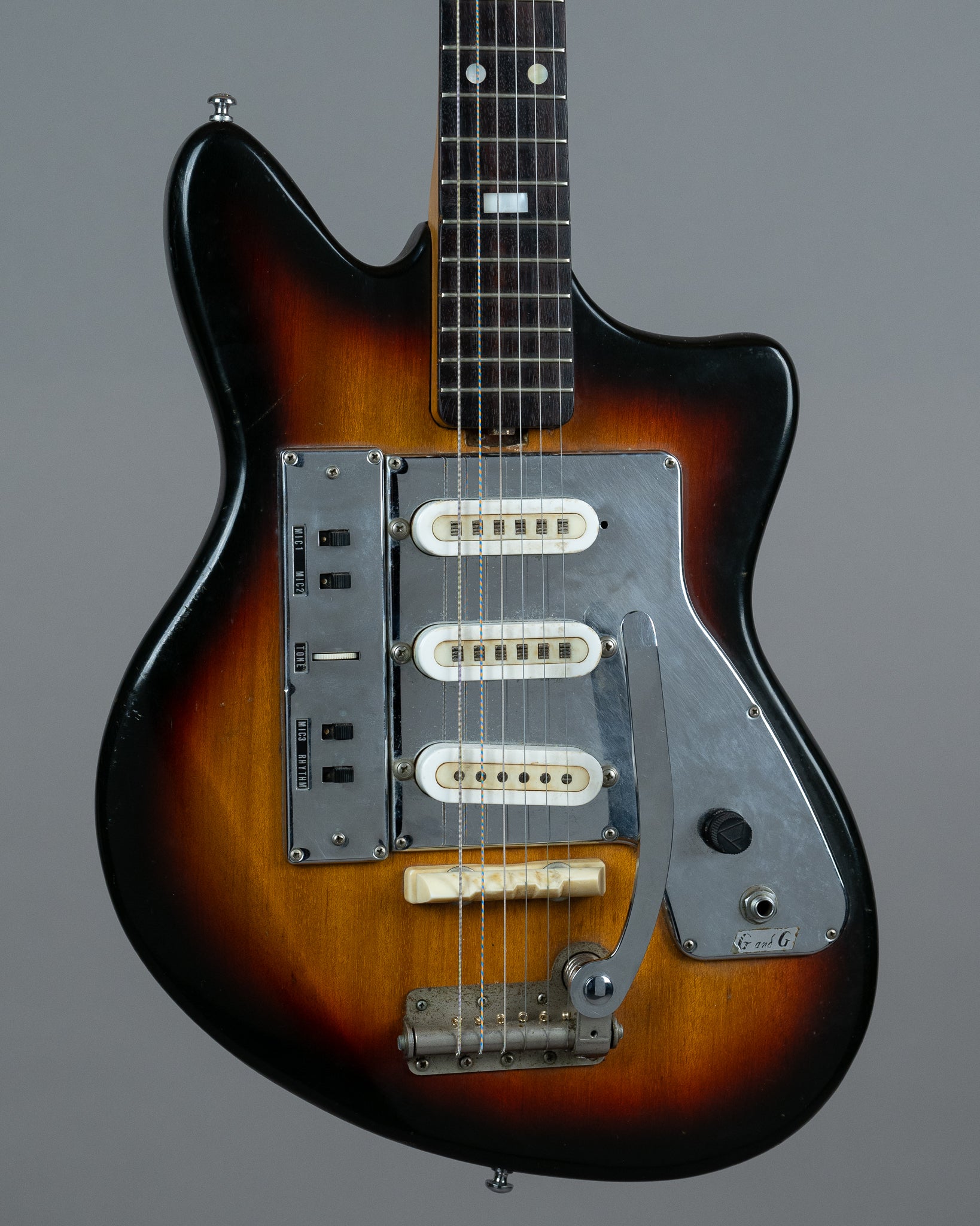 1965 Guyatone LG-130T (Japan, Sunburst)