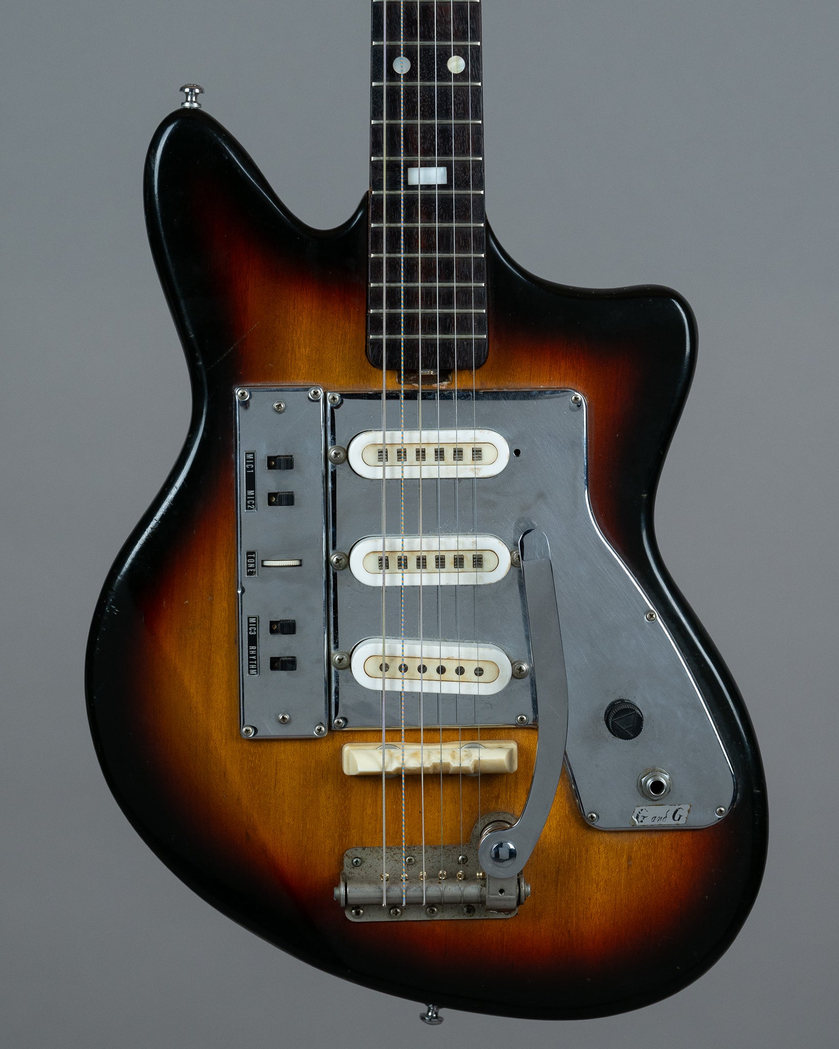 1965 Guyatone LG-130T (Japan, Sunburst)