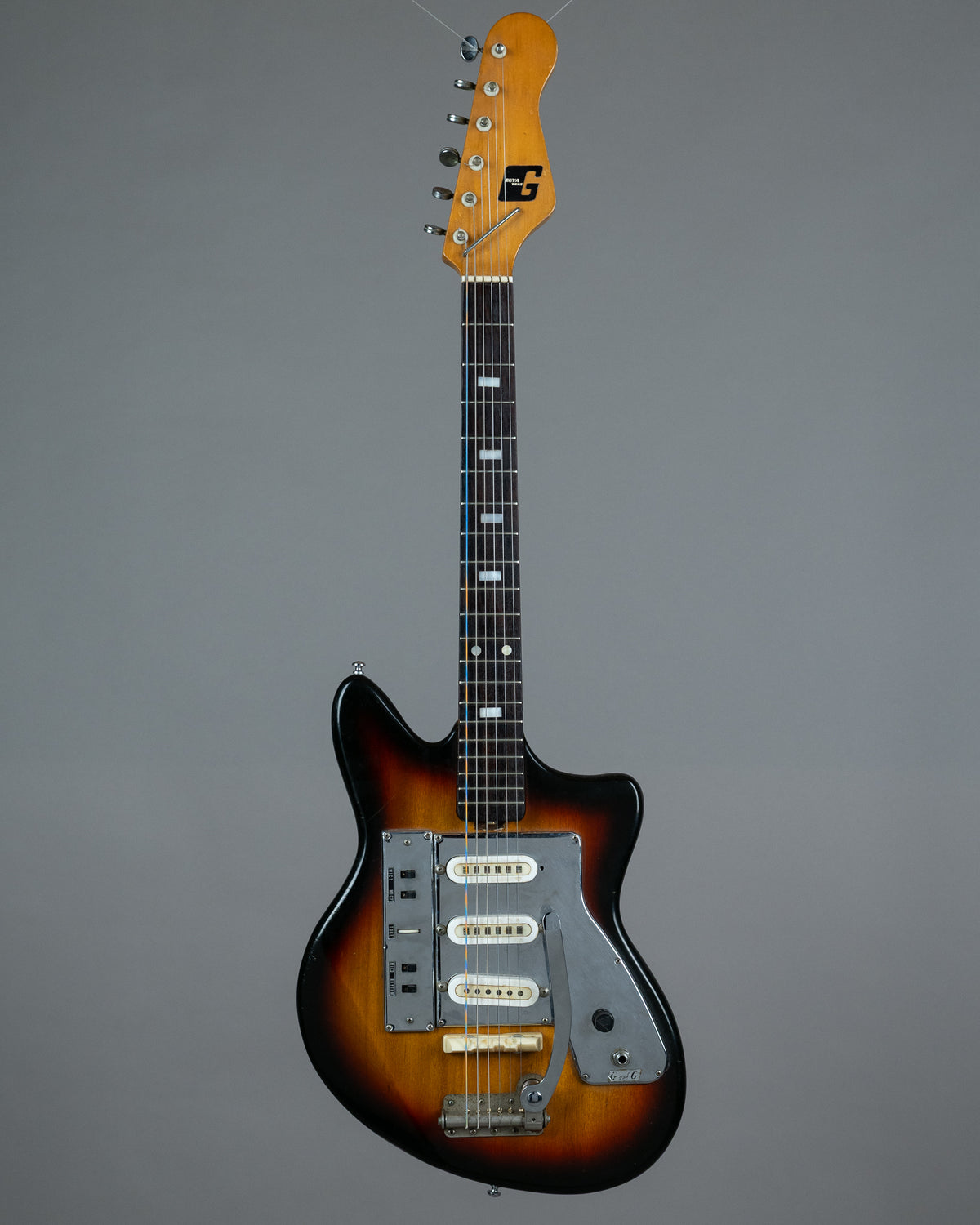 1965 Guyatone LG-130T (Japan, Sunburst)