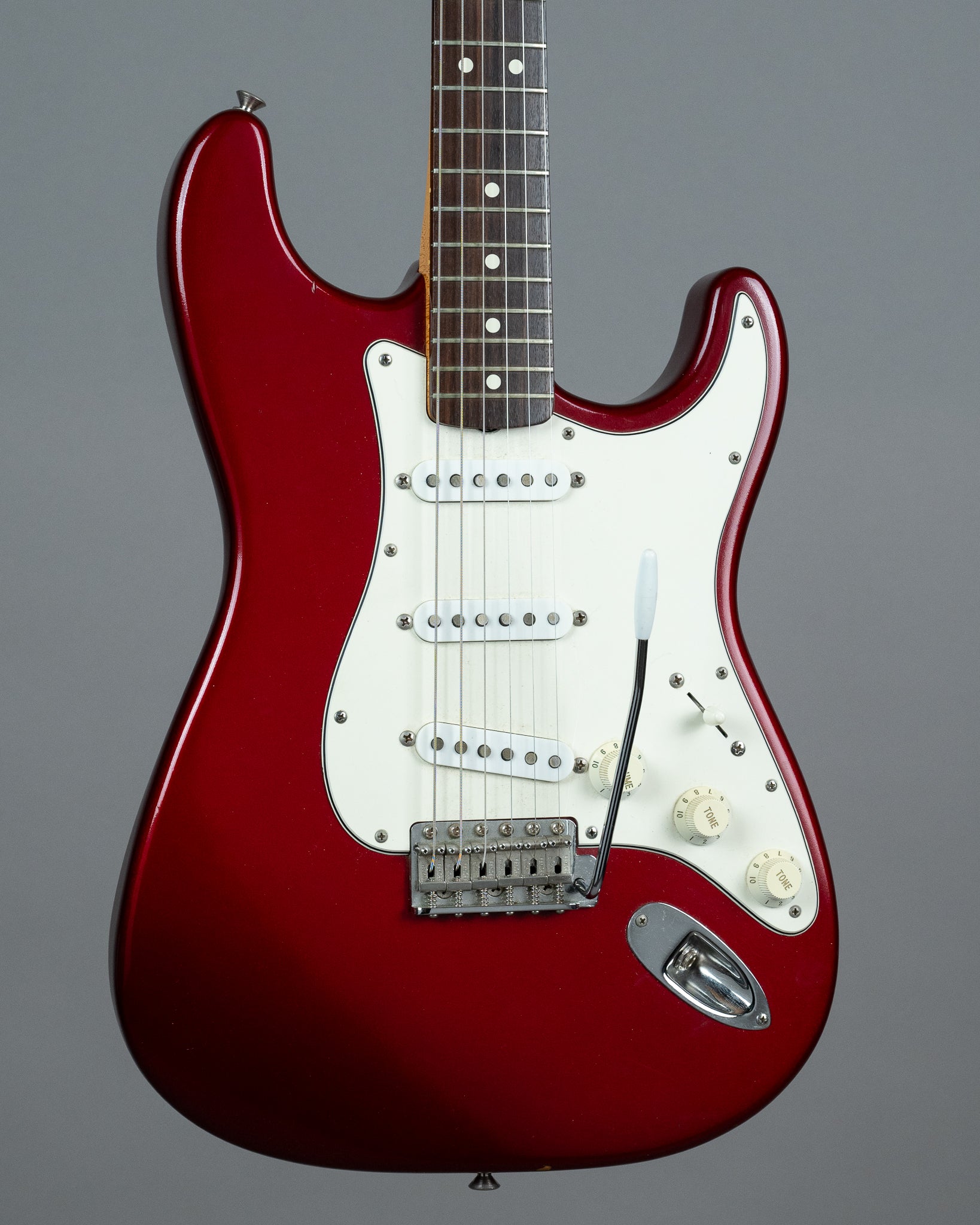 1988 Fender American Vintage '62RI Stratocaster (USA, Candy Apple Red Refin, Fender HC)