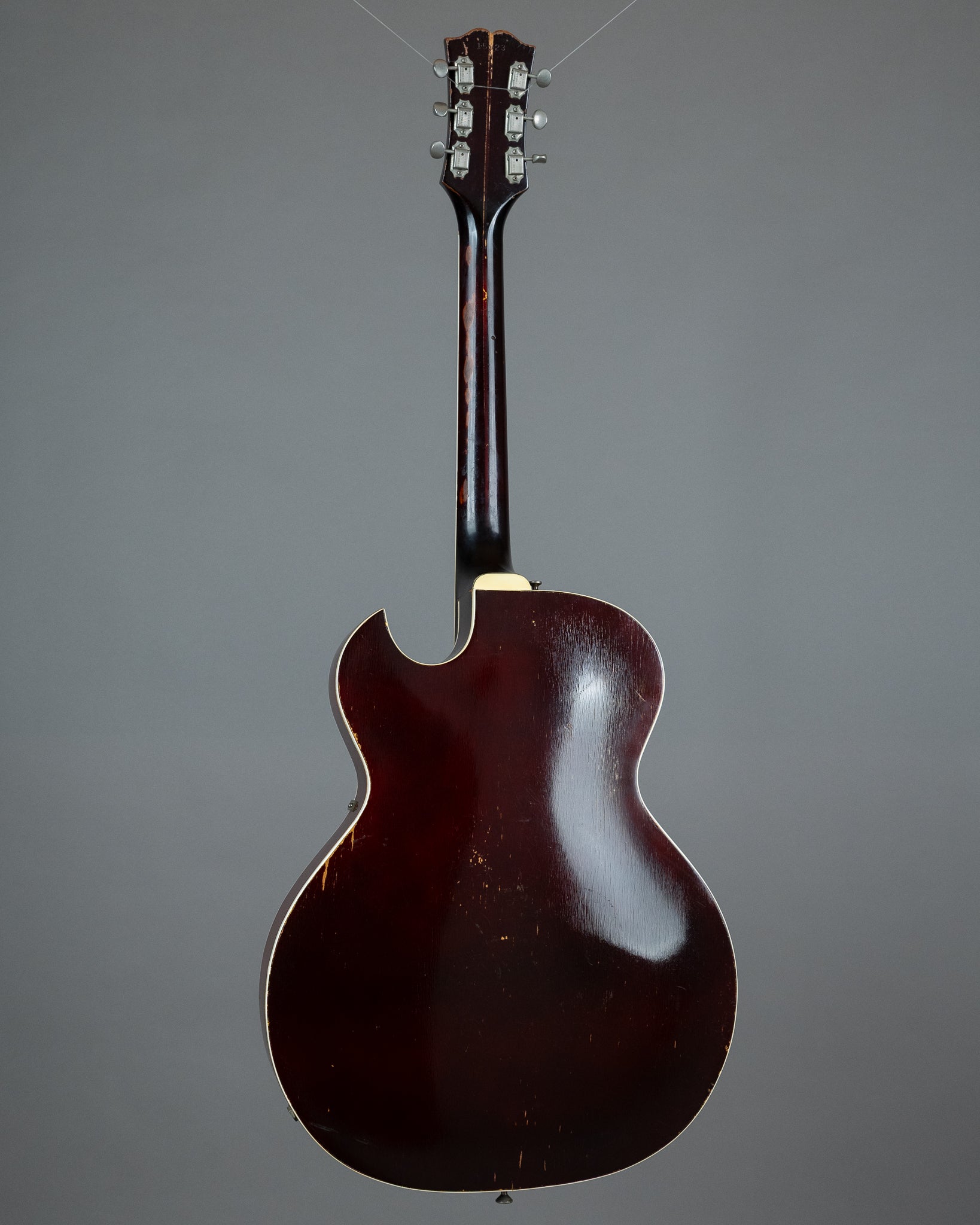 1961 Guild CE-100 Capri (USA, Sunburst, Gig Bag)