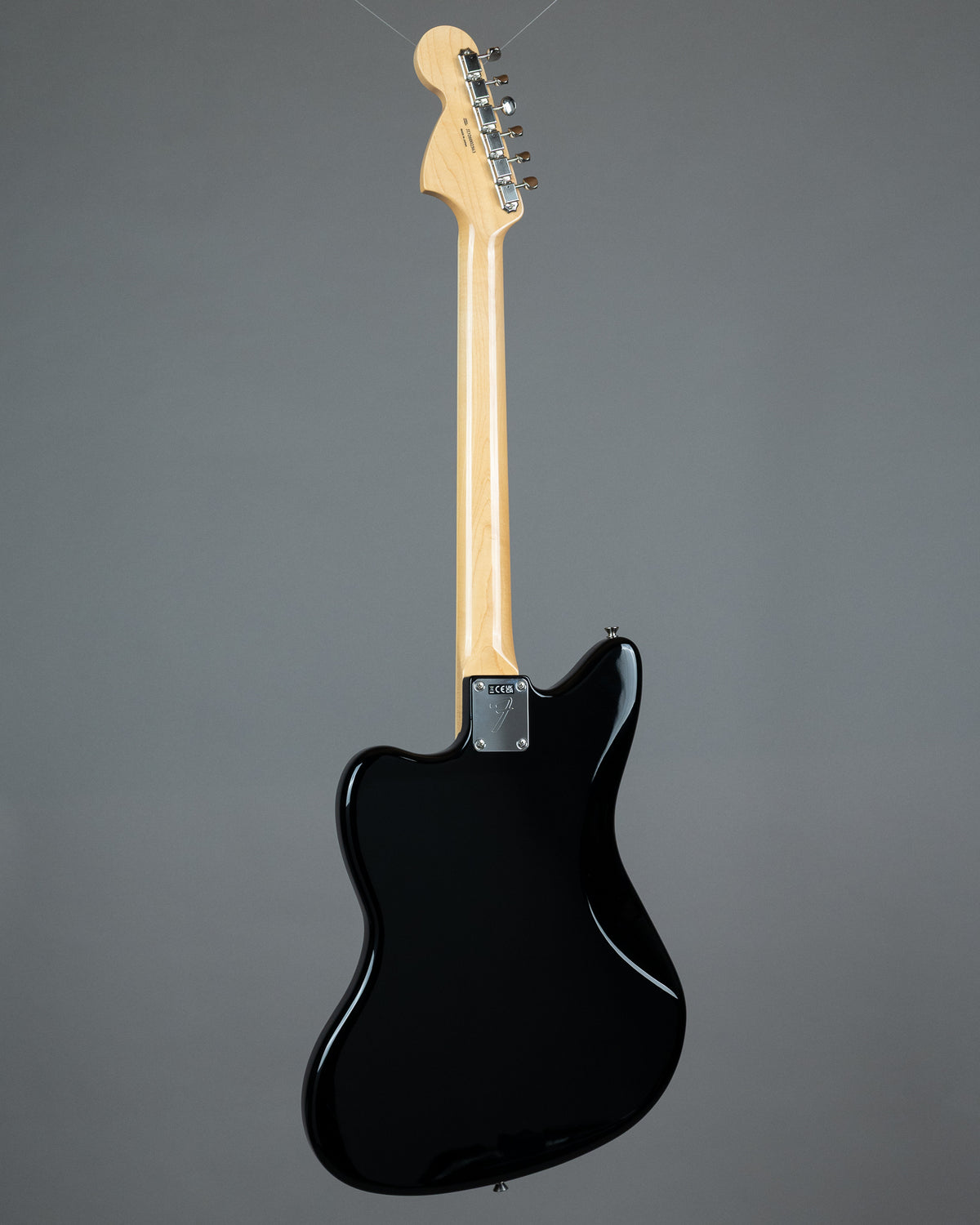 2026 Fender Traditional Late 60s Jazzmaster (Japan, Black, SKB HSC)