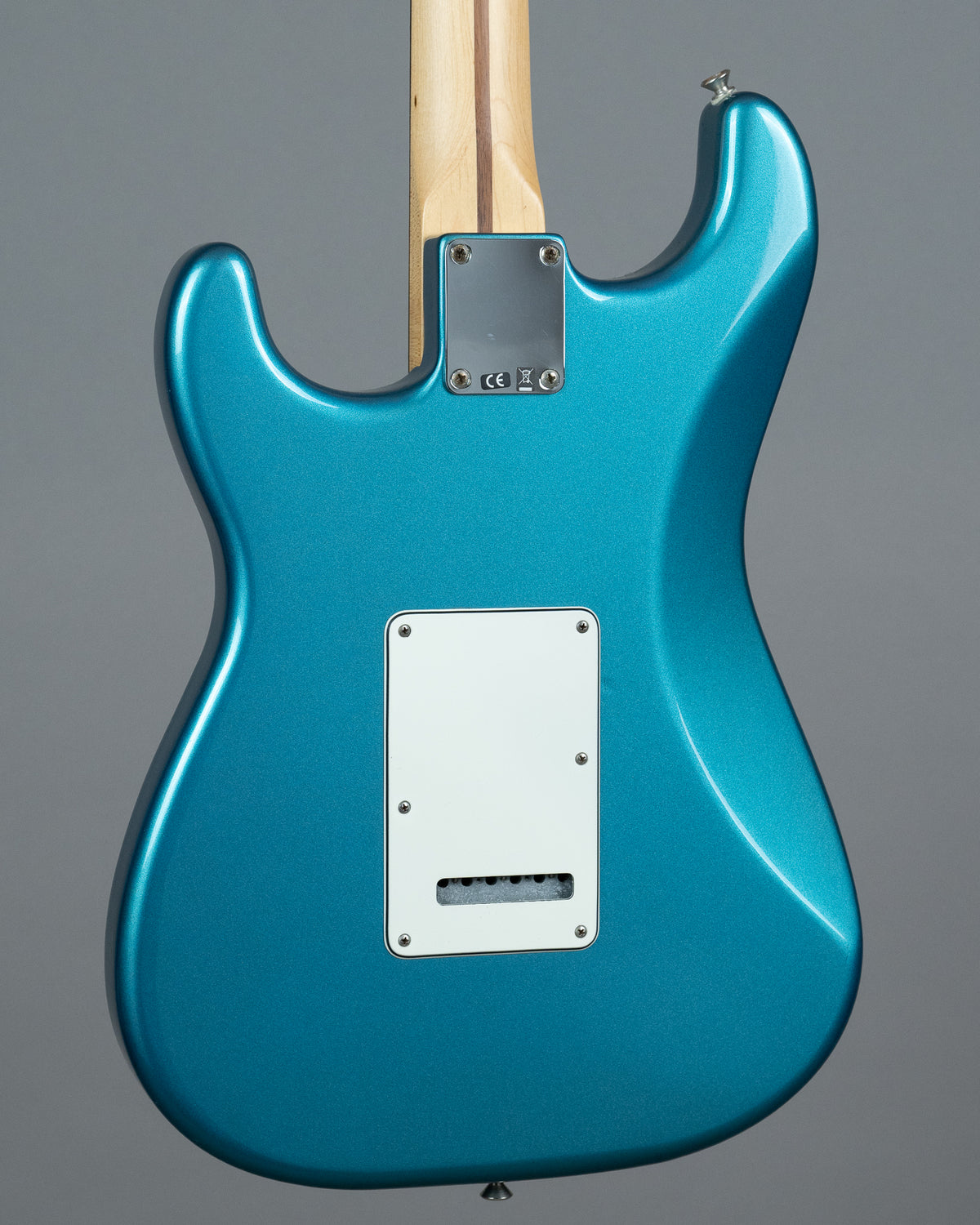 2015 Fender Standard Stratocaster (Mexico, Lake Placid Blue)