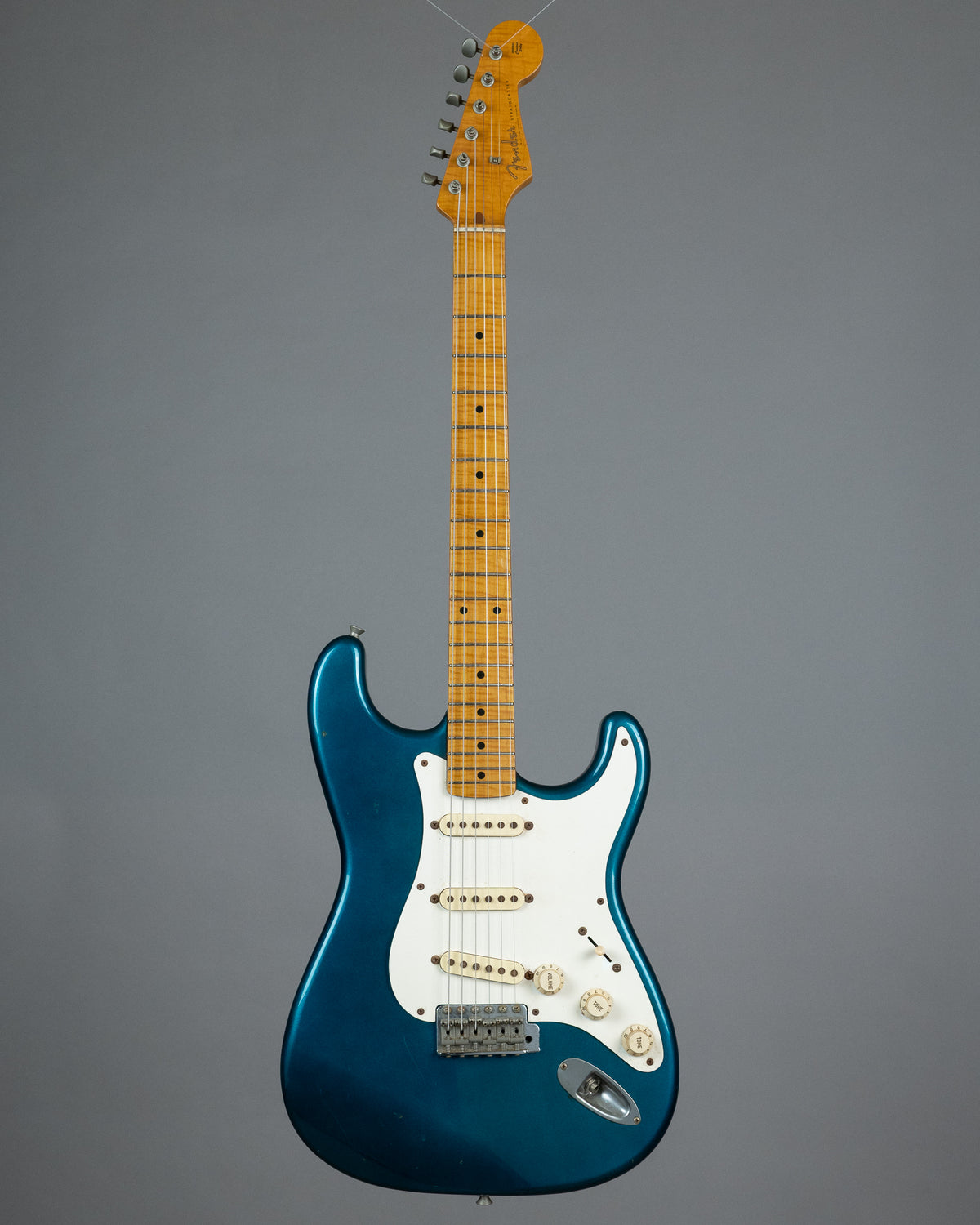1994 Fender ST-57 Foto Flame Stratocaster (Japan, Lake Placid Blue)