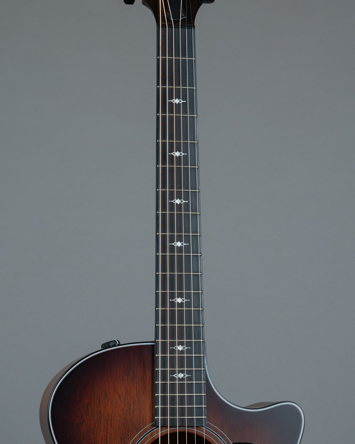 2019 Taylor 324CE (USA, Shaded Edge Burst, OHSC)