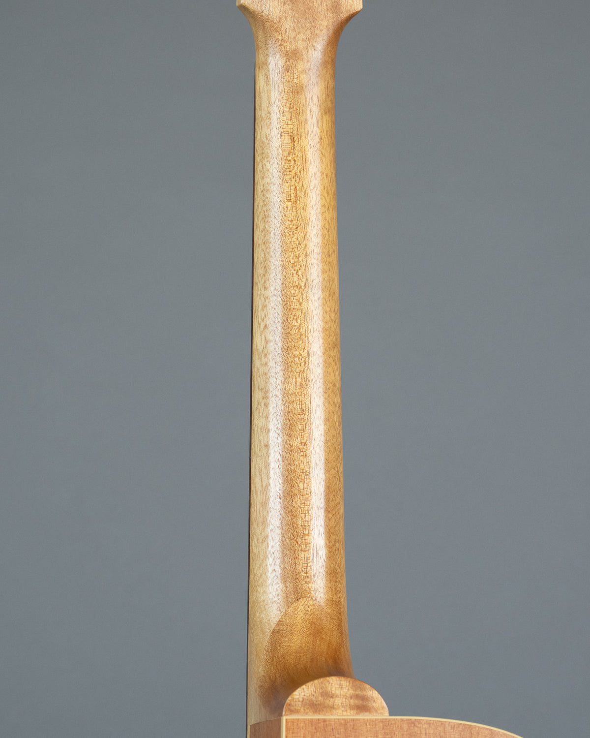 2009 Maton EM225C (Australia, Natural, OHSC)