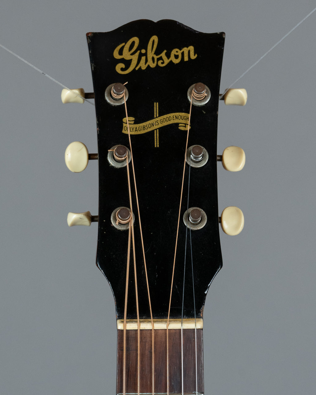 1943 Gibson LG-2 (USA, Sunburst, HSC)