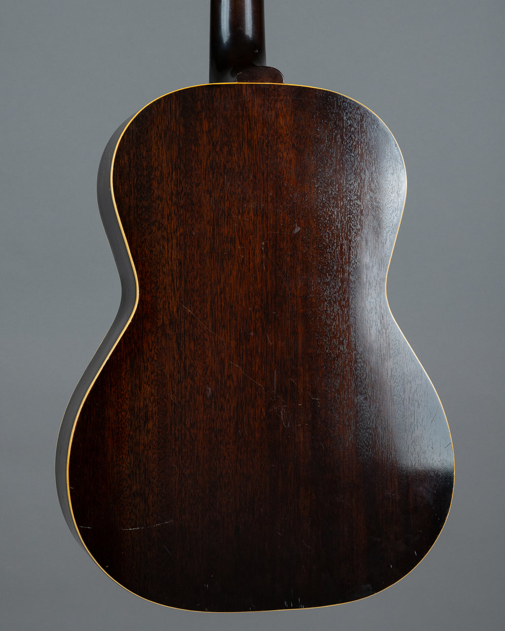1943 Gibson LG-2 (USA, Sunburst, HSC)