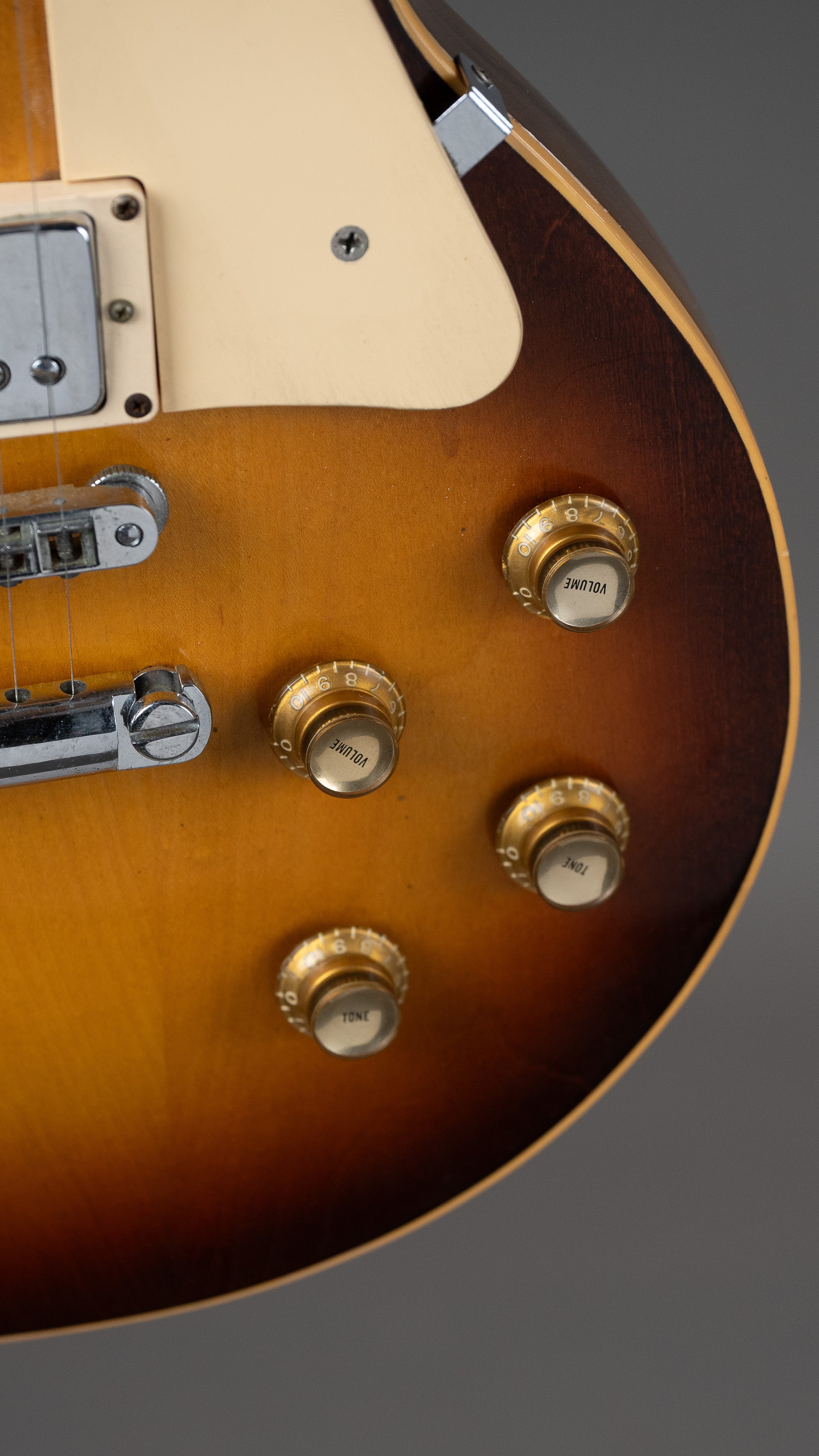 1975 Gibson Les Paul Deluxe (USA, Tobacco Sunburst, HSC)
