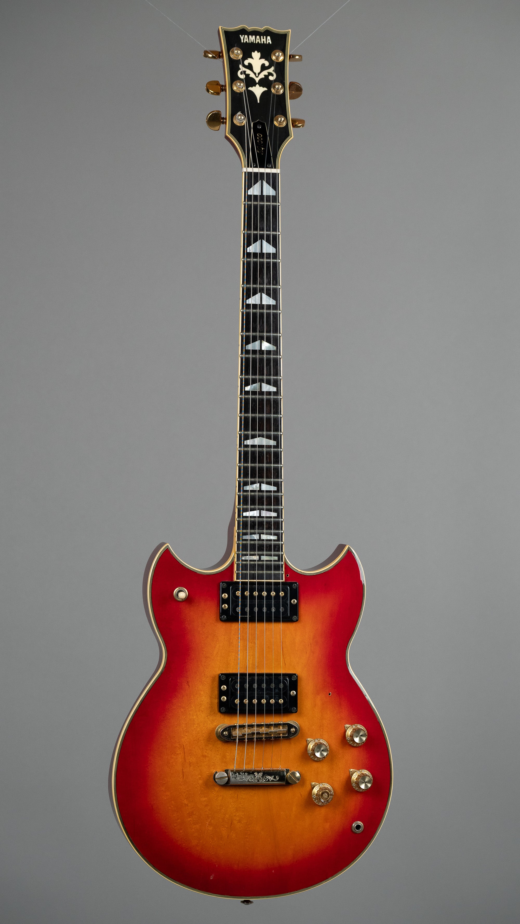 1982 Yamaha SG-1000 (Japan, Sunburst, Road Case)