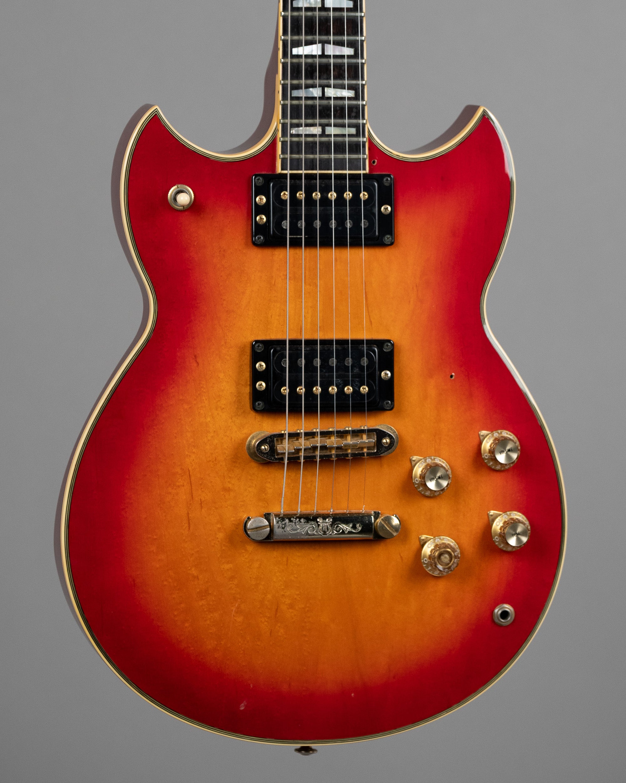 1982 Yamaha SG-1000 (Japan, Sunburst, Road Case)